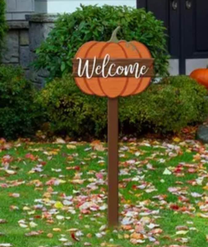 Wooden Garden Stake In The Shape of an Atumn Pumpkin, 3 Feet
