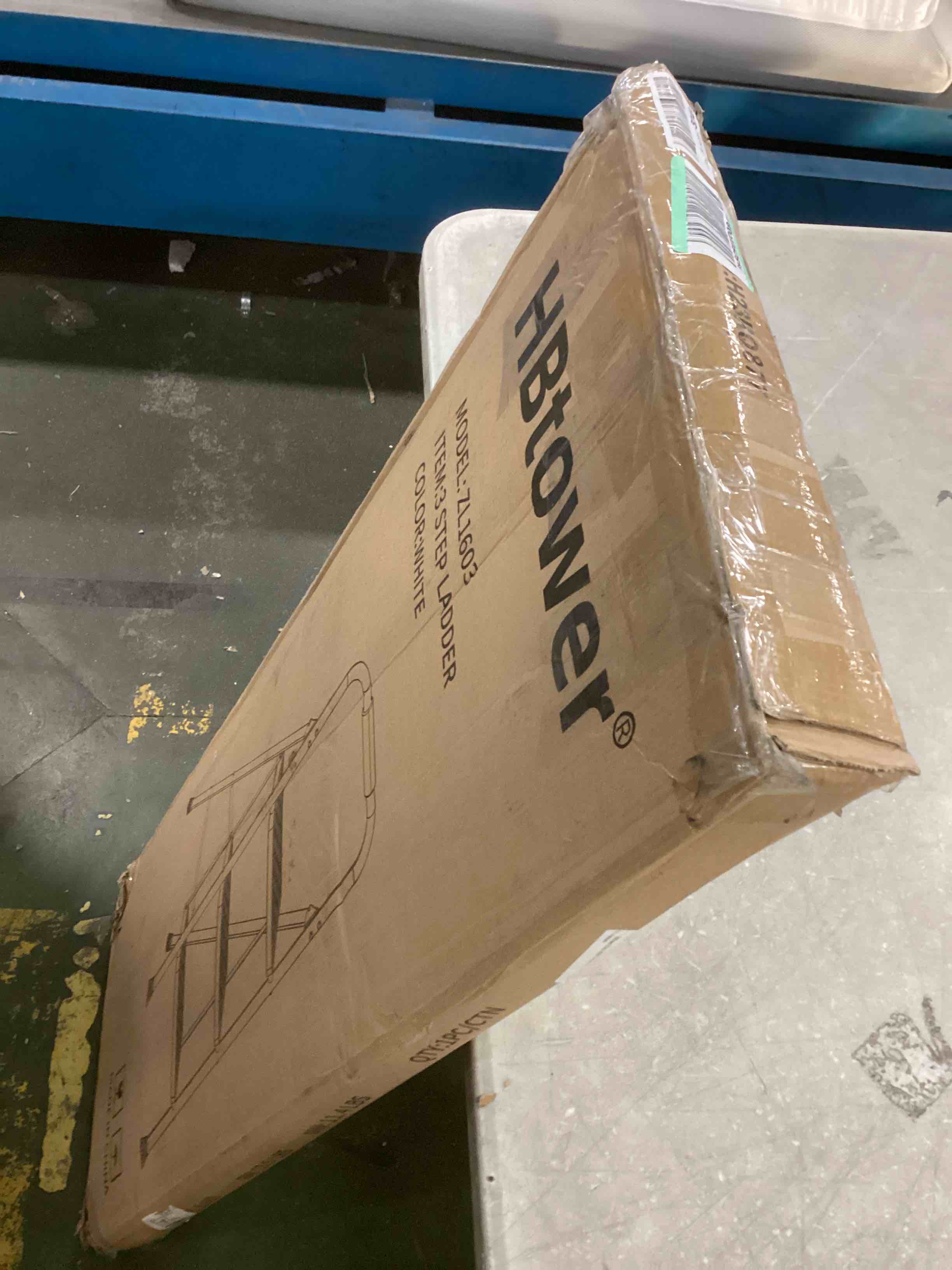 https://s3.amazonaws.com/lotting-images-prod/bidfta/GRN6309012_1712403915627.jpeg
