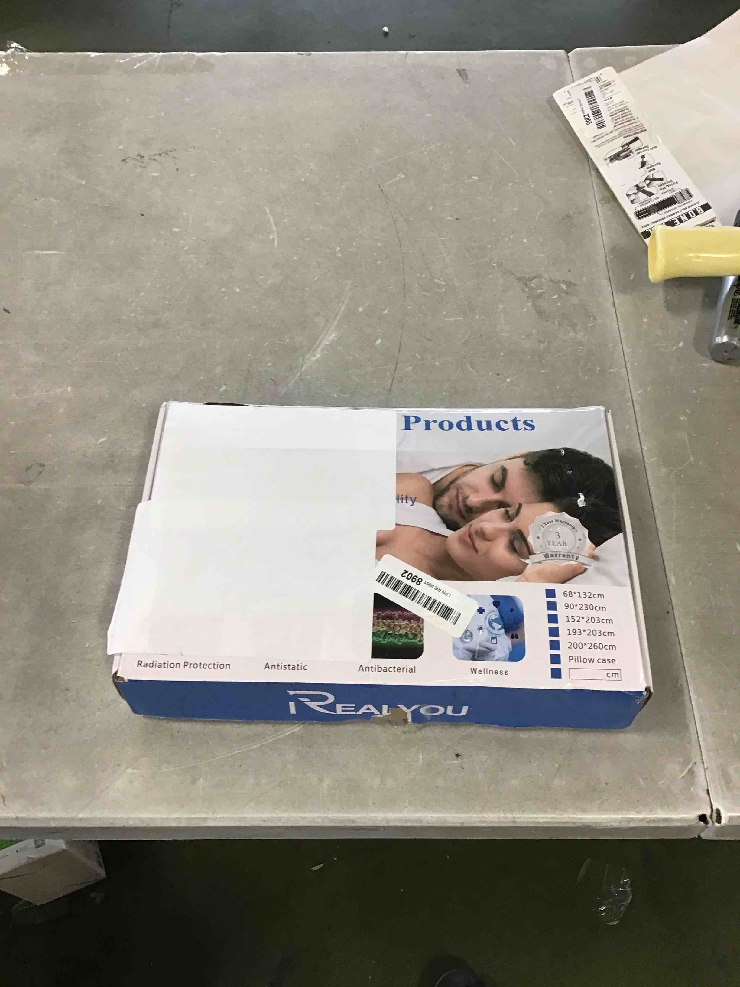 https://s3.amazonaws.com/lotting-images-prod/bidfta/GRN6310062_1712687461966.jpeg