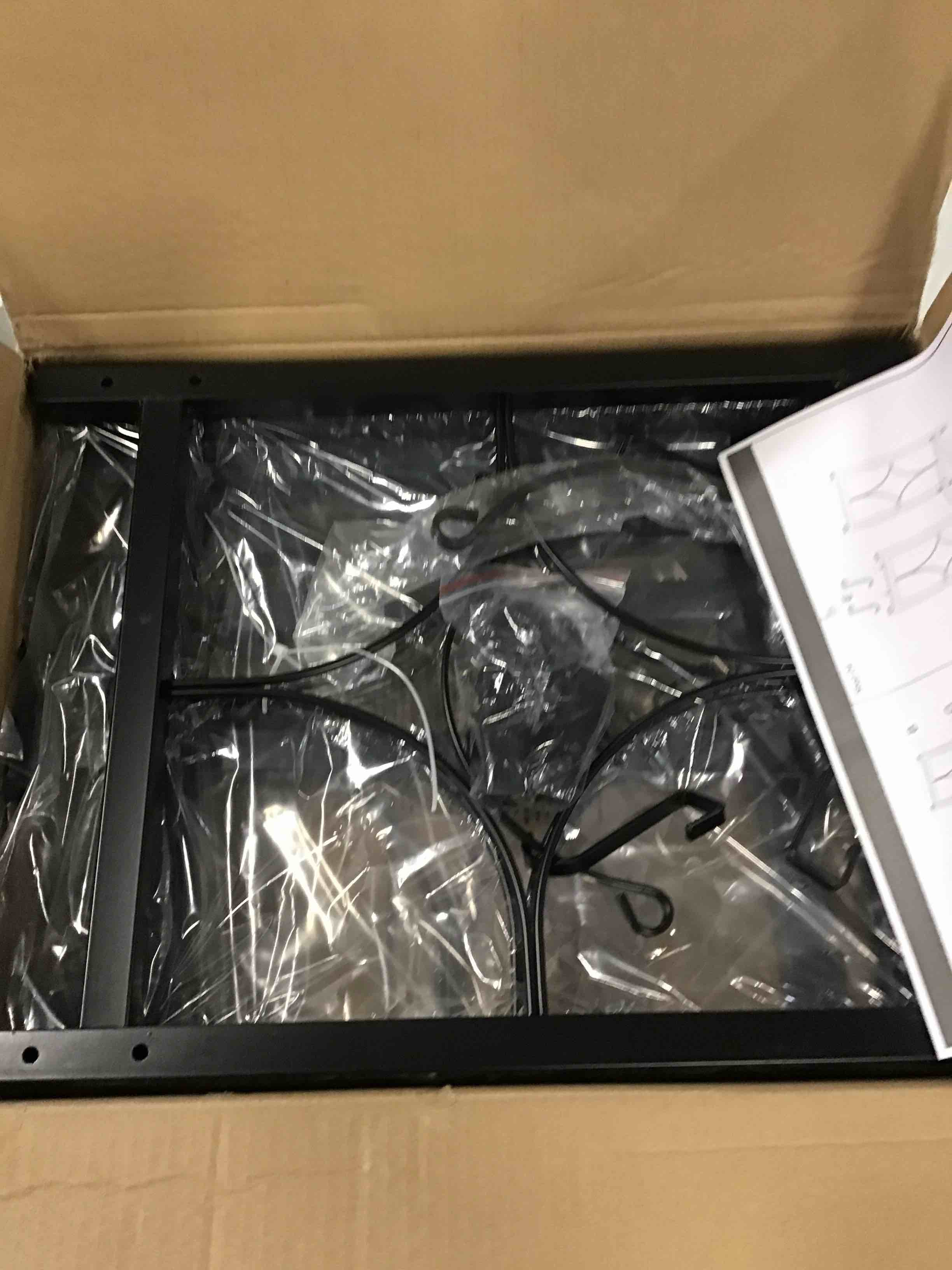 https://s3.amazonaws.com/lotting-images-prod/bidfta/GRN6310068_1712688074147.jpeg
