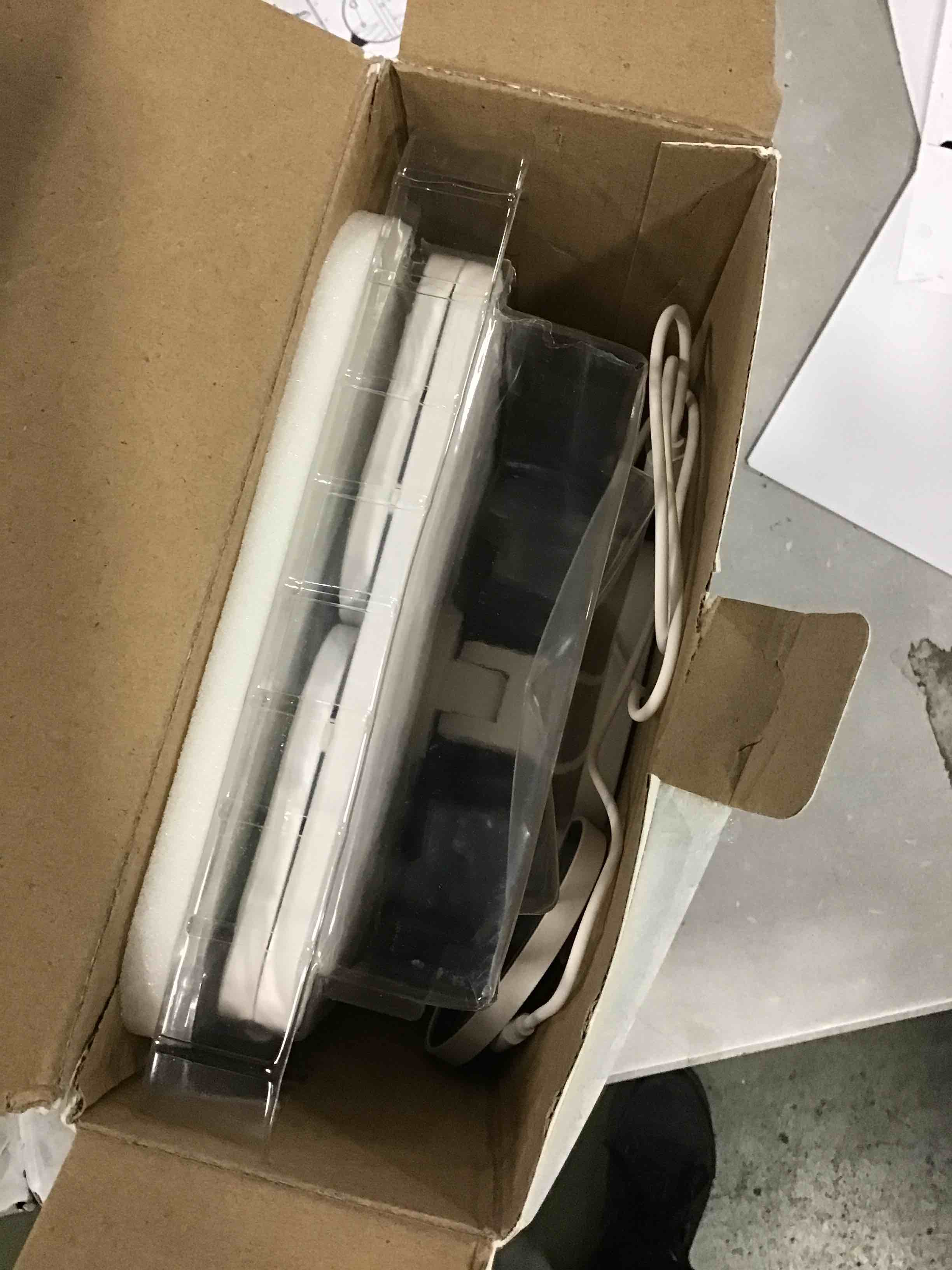 https://s3.amazonaws.com/lotting-images-prod/bidfta/GRN6310116_1712750733762.jpeg