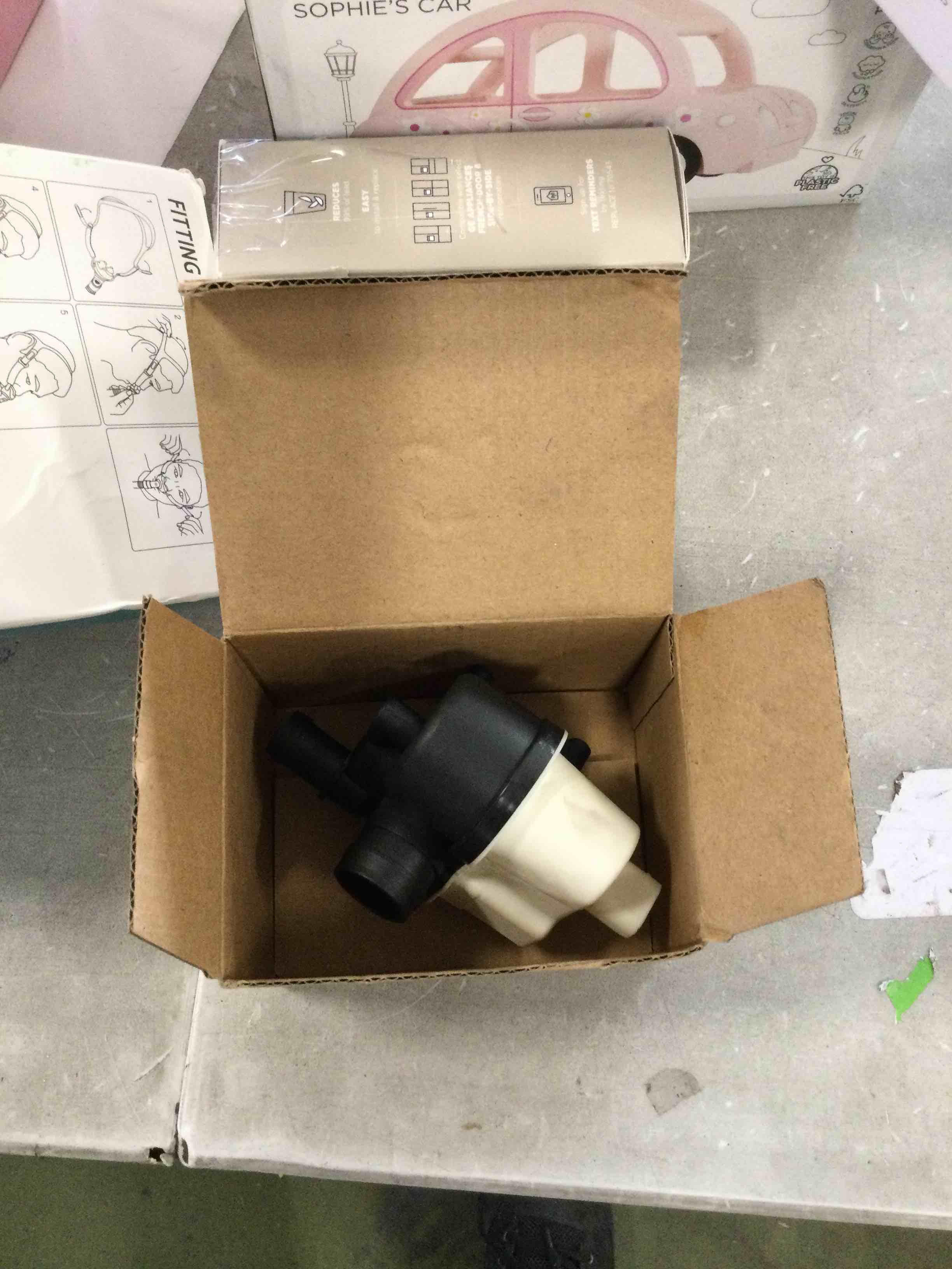 https://s3.amazonaws.com/lotting-images-prod/bidfta/GRN6310711_1713185952924.jpeg