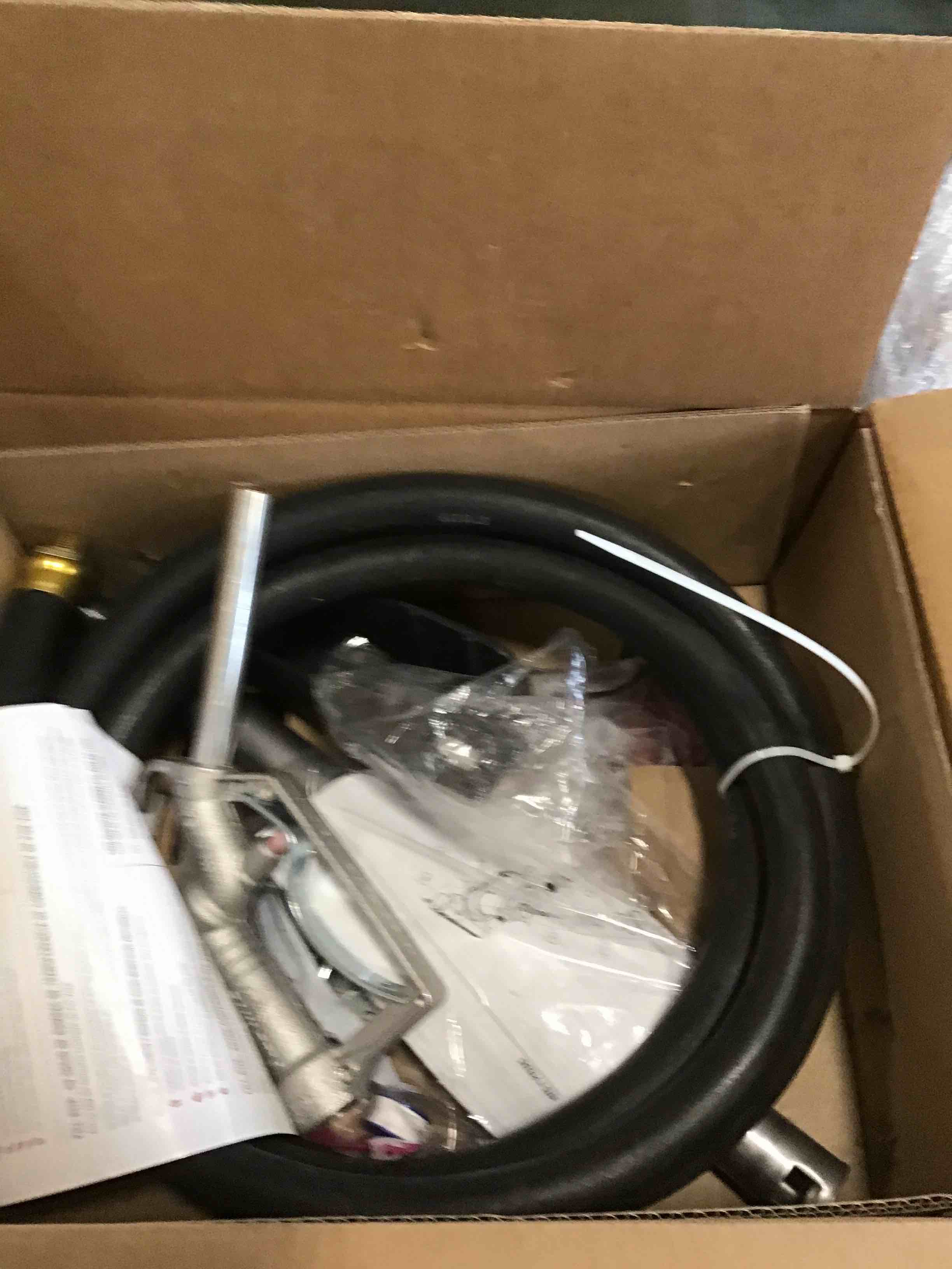 https://s3.amazonaws.com/lotting-images-prod/bidfta/GRN6312084_1712759119564.jpeg