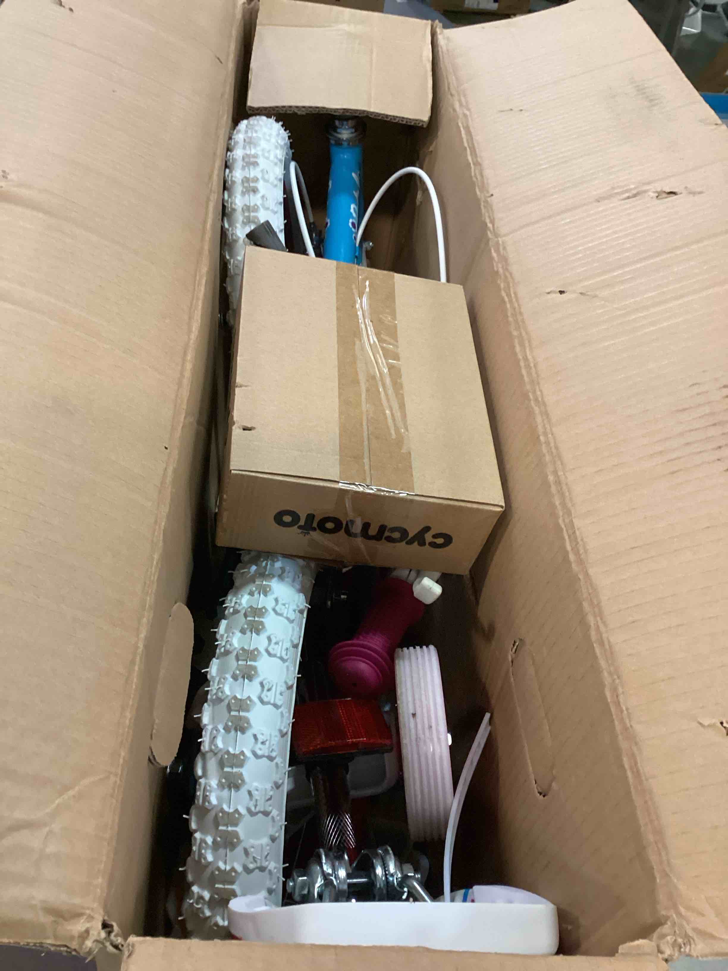 https://s3.amazonaws.com/lotting-images-prod/bidfta/GRN6314028_1711809426034.jpeg
