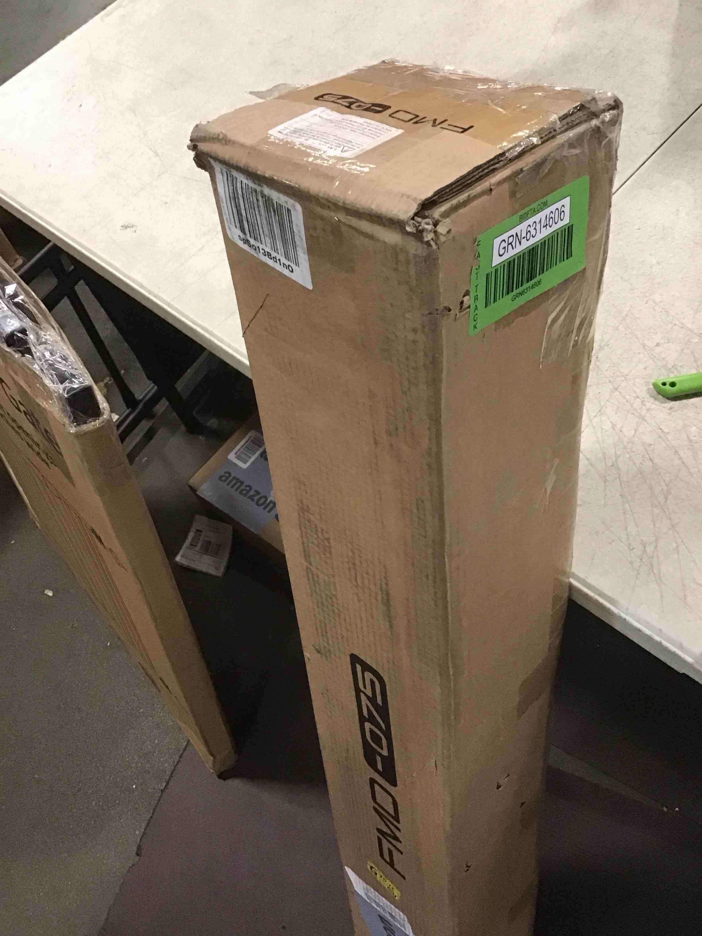 https://s3.amazonaws.com/lotting-images-prod/bidfta/GRN6314606_1712679409651.jpeg