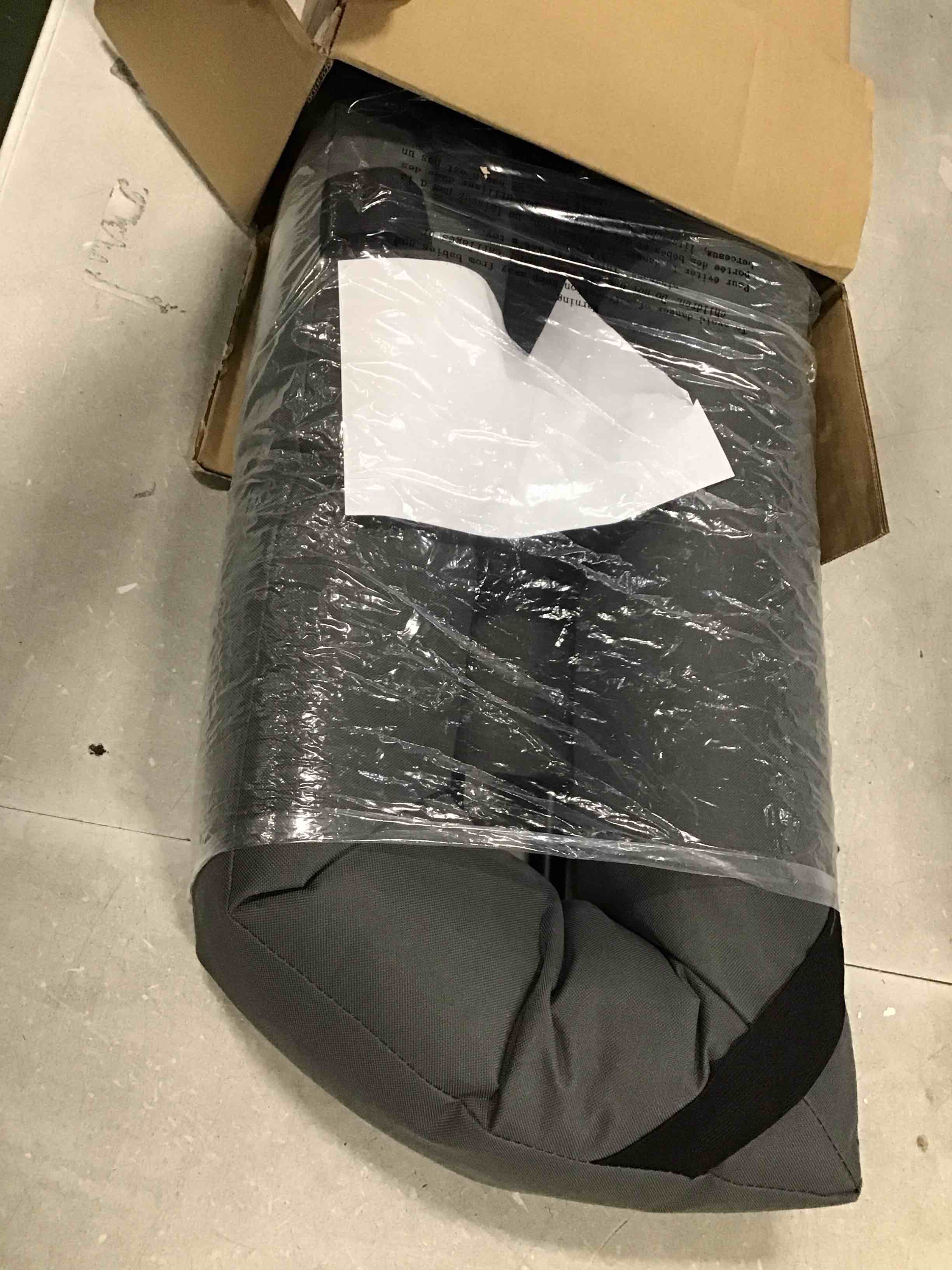 https://s3.amazonaws.com/lotting-images-prod/bidfta/GRN6314745_1712756502886.jpeg