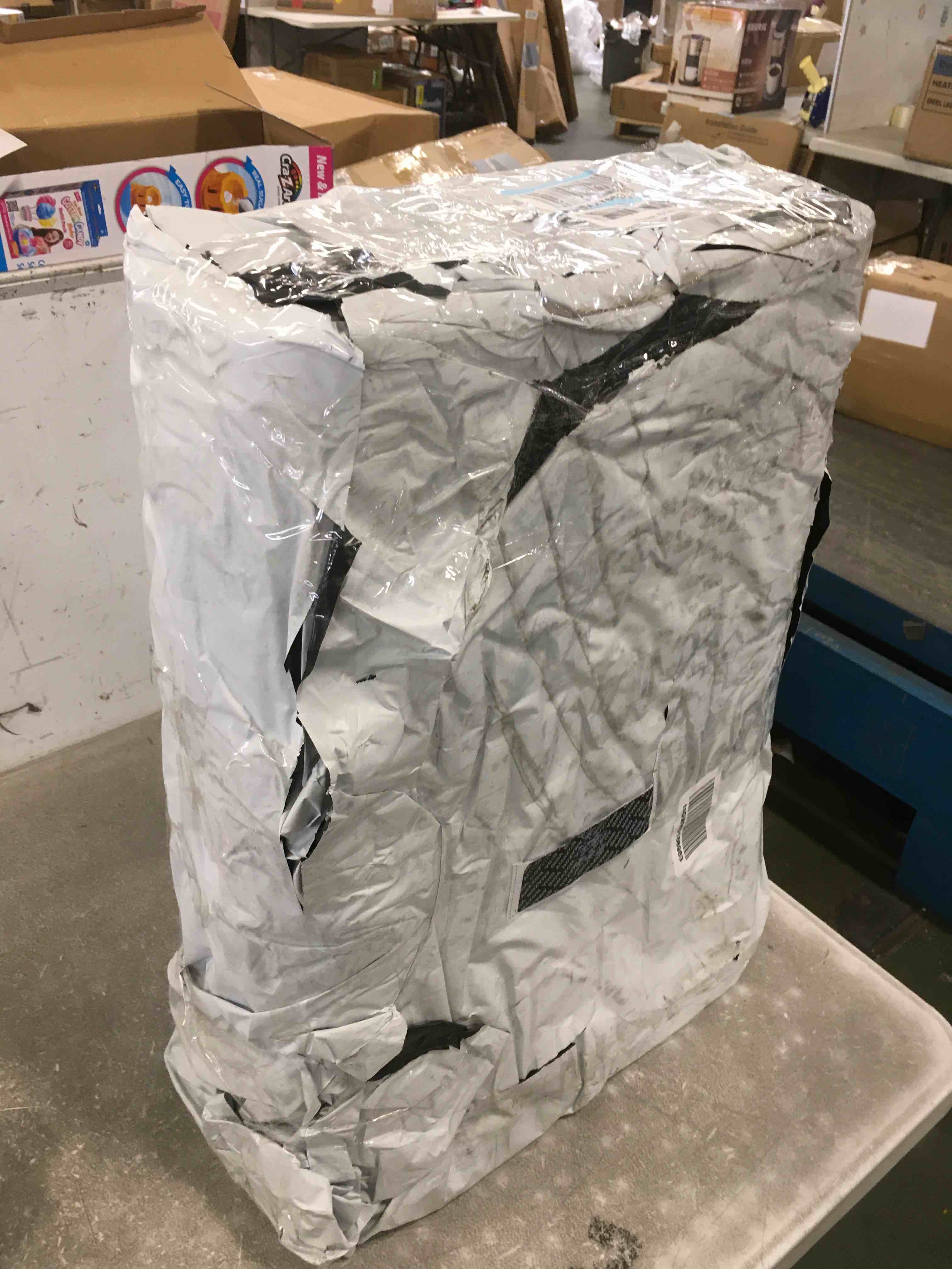 https://s3.amazonaws.com/lotting-images-prod/bidfta/GRN6316229_1712169842625.jpeg