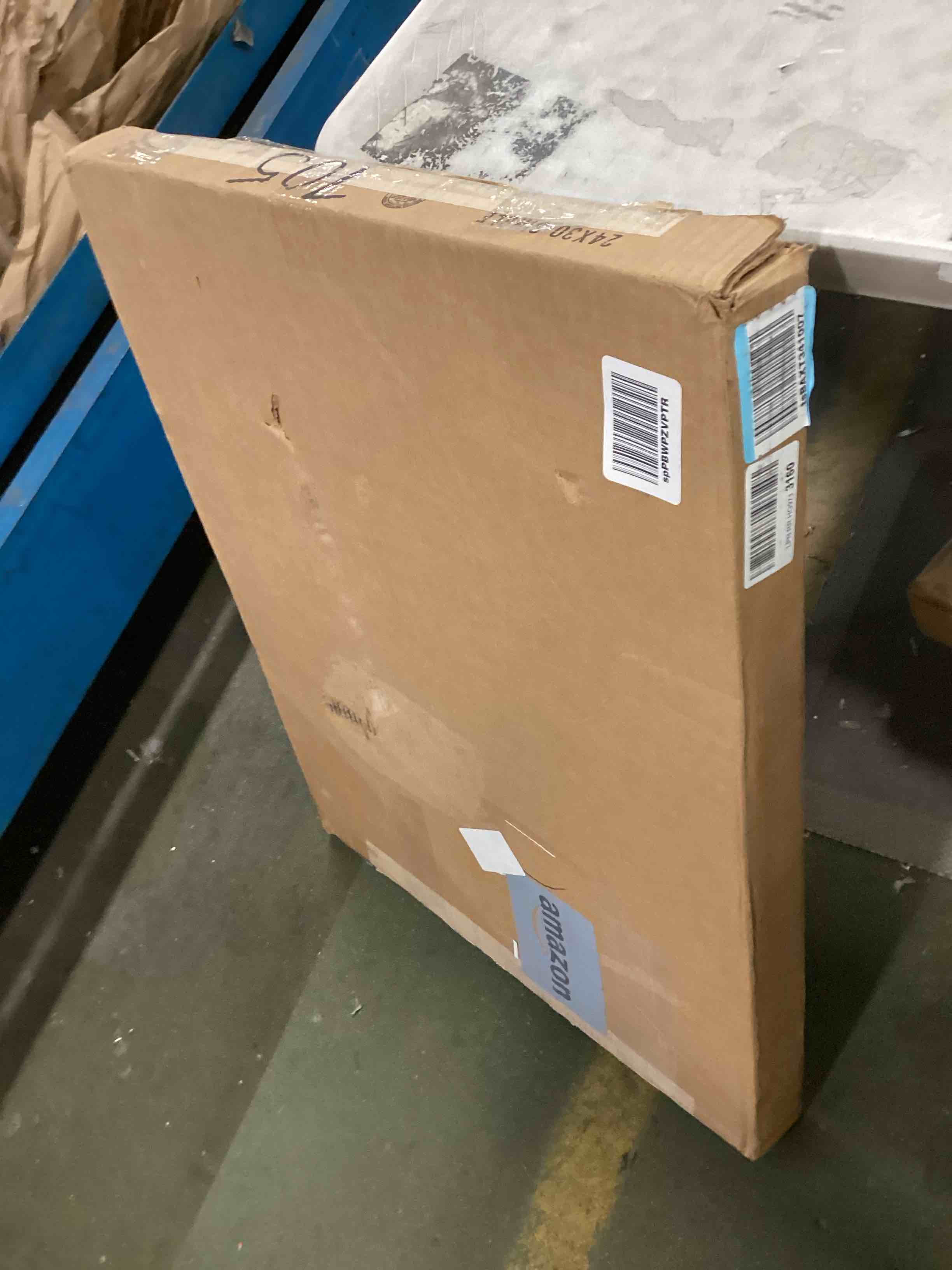 https://s3.amazonaws.com/lotting-images-prod/bidfta/GRN6316414_1712241938186.jpeg