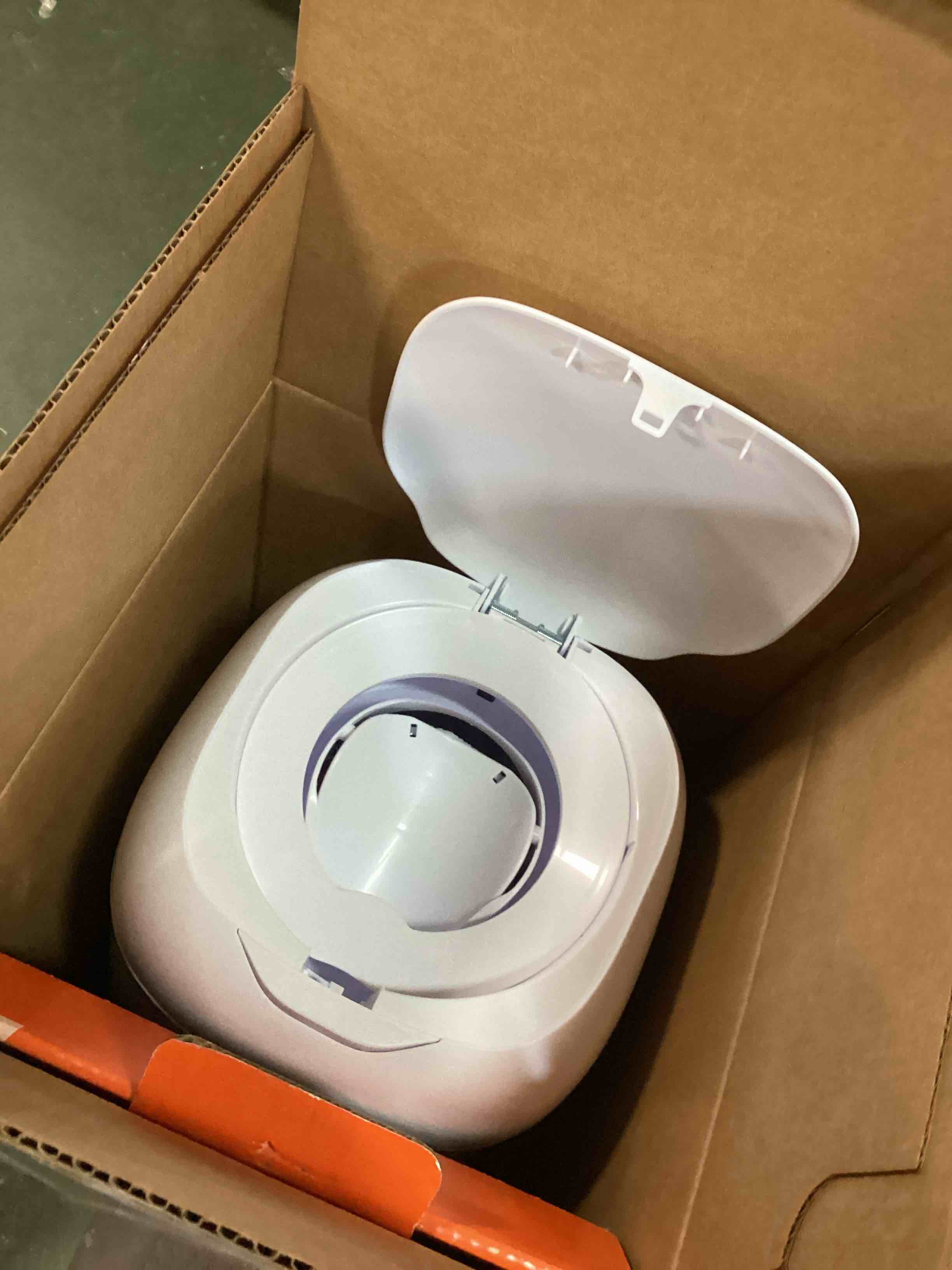 https://s3.amazonaws.com/lotting-images-prod/bidfta/GRN6316963_1712230683304.jpeg