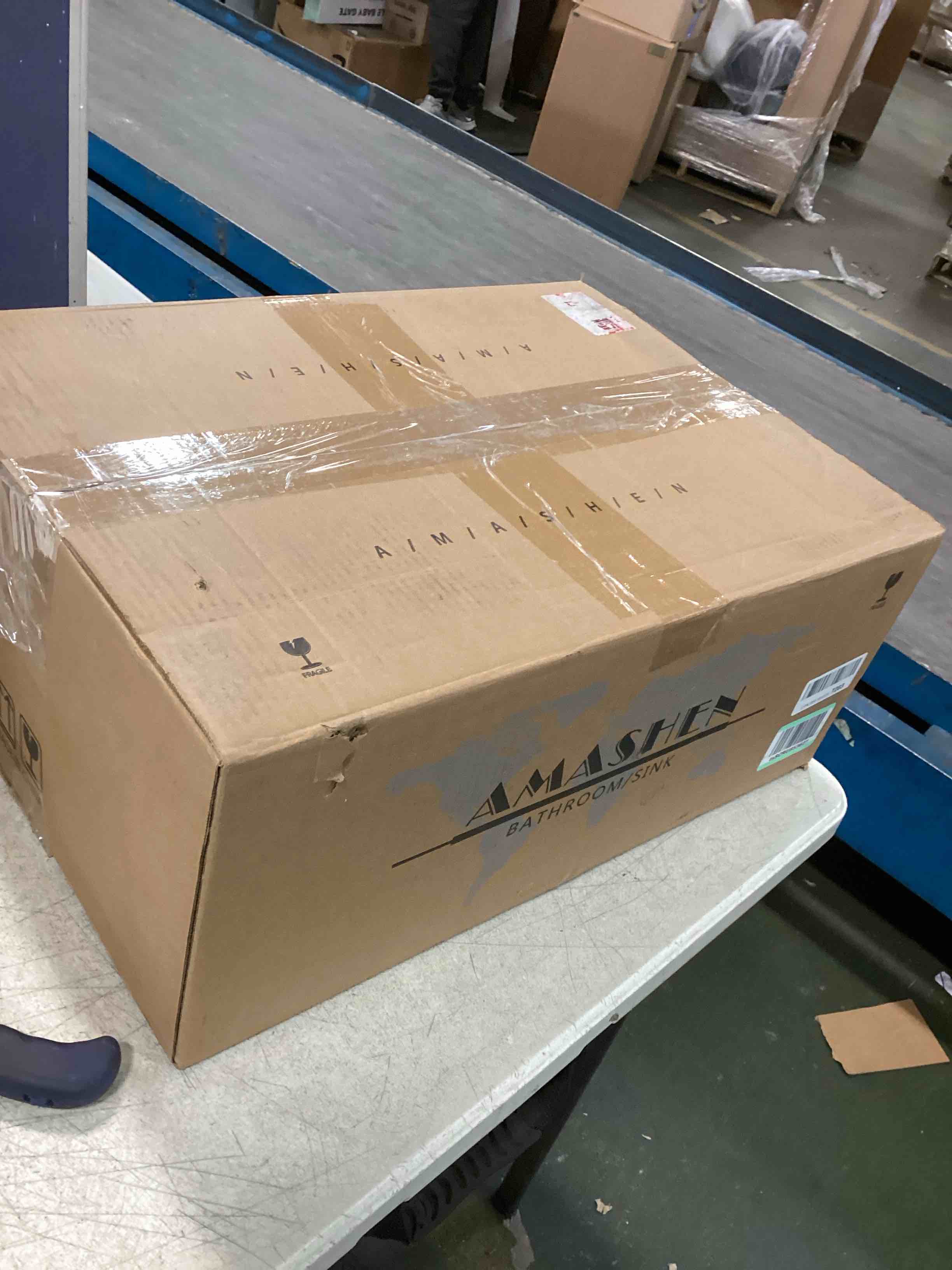 https://s3.amazonaws.com/lotting-images-prod/bidfta/GRN6317396_1712331320012.jpeg