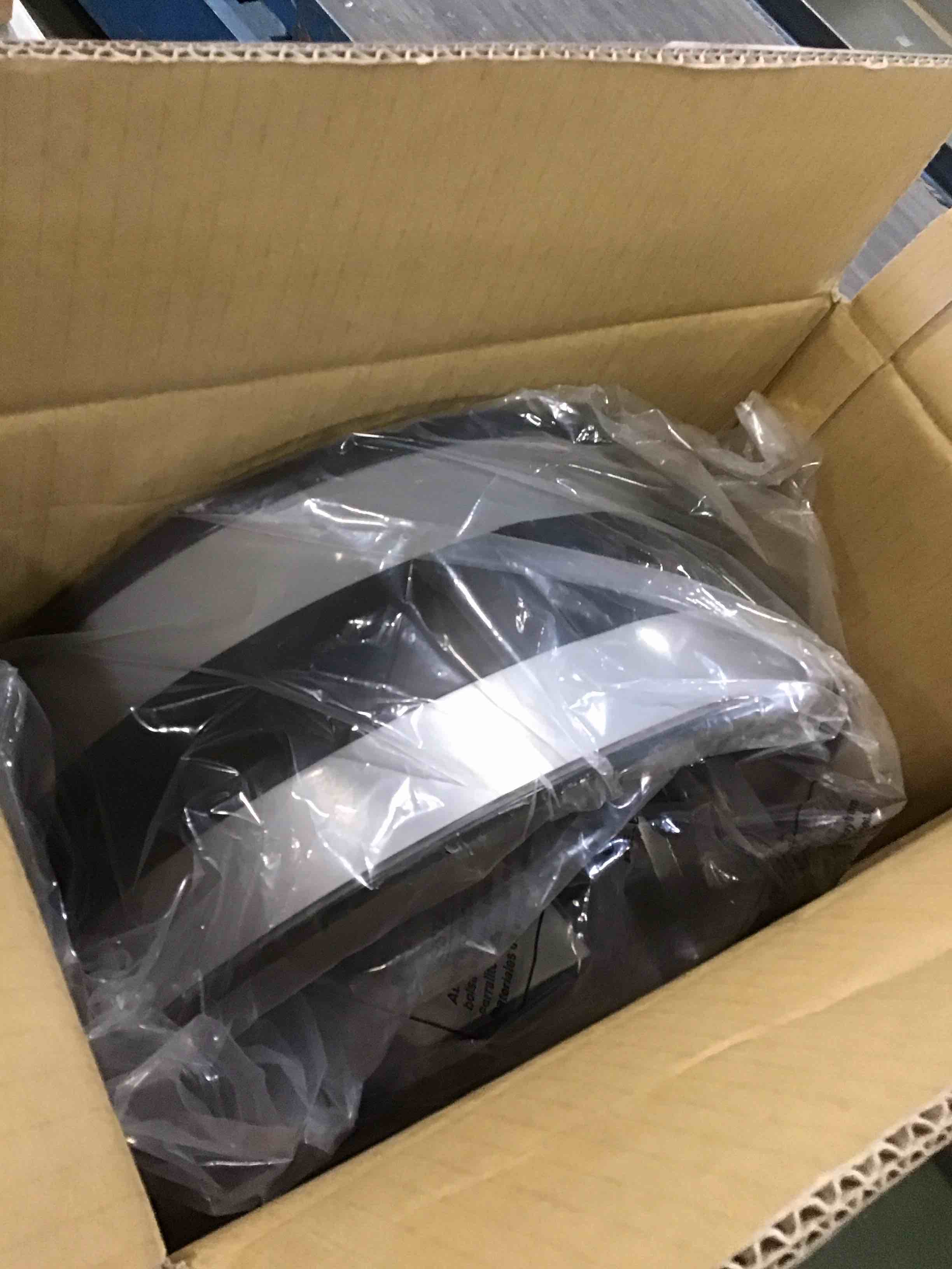 https://s3.amazonaws.com/lotting-images-prod/bidfta/GRN6317718_1712501406253.jpeg