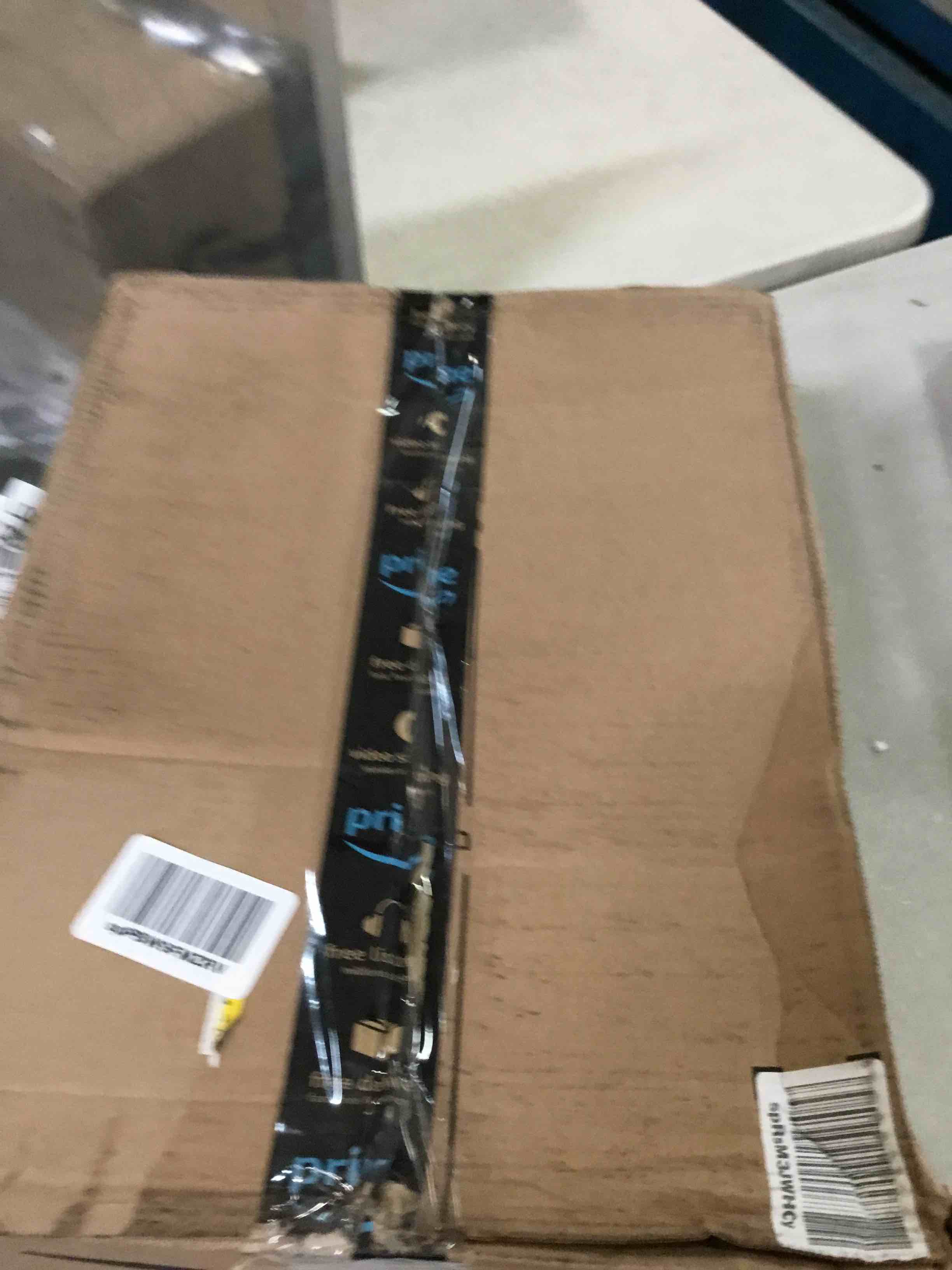 https://s3.amazonaws.com/lotting-images-prod/bidfta/GRN6318527_1712070081361.jpeg