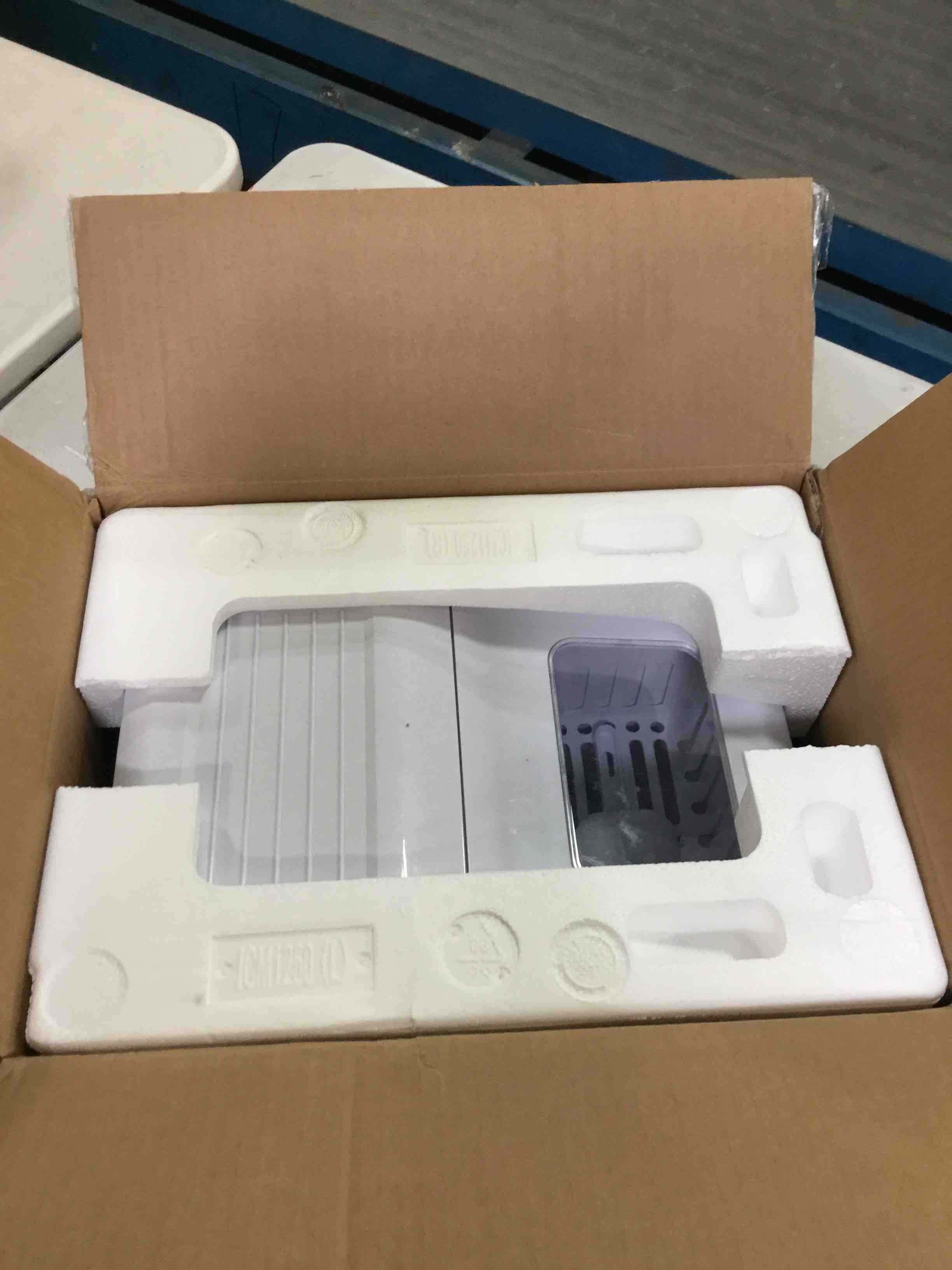 https://s3.amazonaws.com/lotting-images-prod/bidfta/GRN6318530_1712070302865.jpeg