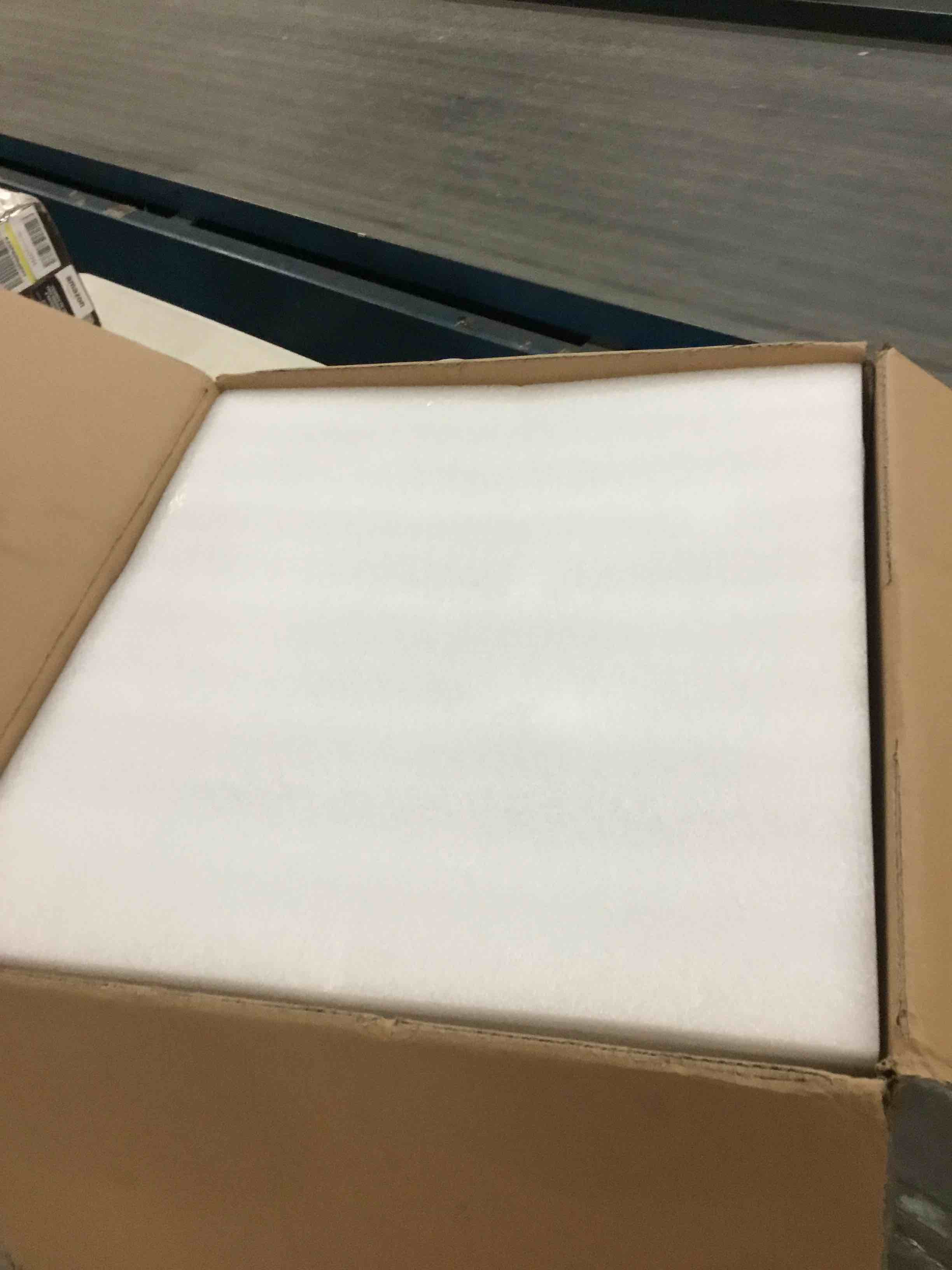 https://s3.amazonaws.com/lotting-images-prod/bidfta/GRN6318616_1712082014237.jpeg
