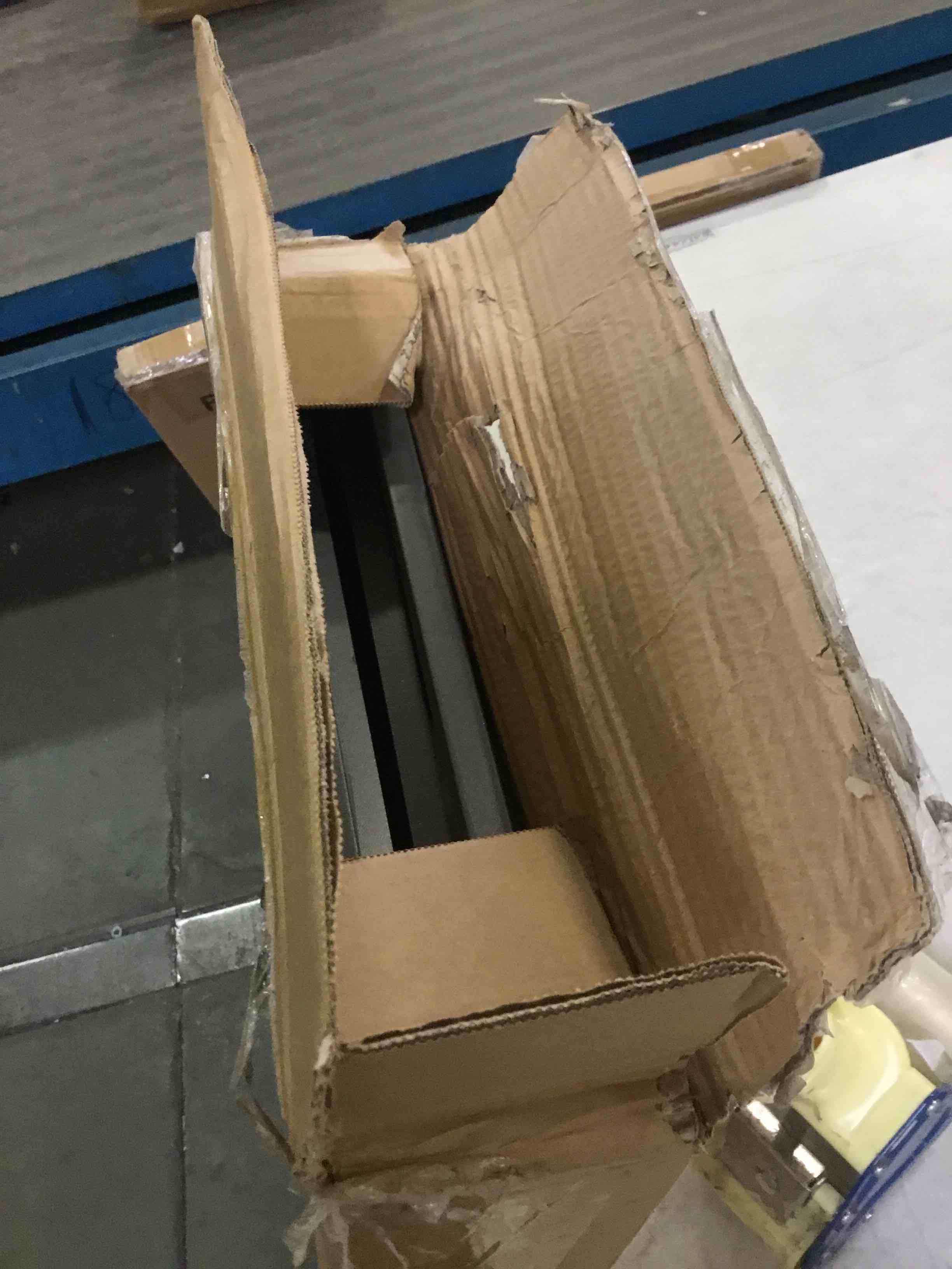 https://s3.amazonaws.com/lotting-images-prod/bidfta/GRN6318800_1712160541346.jpeg