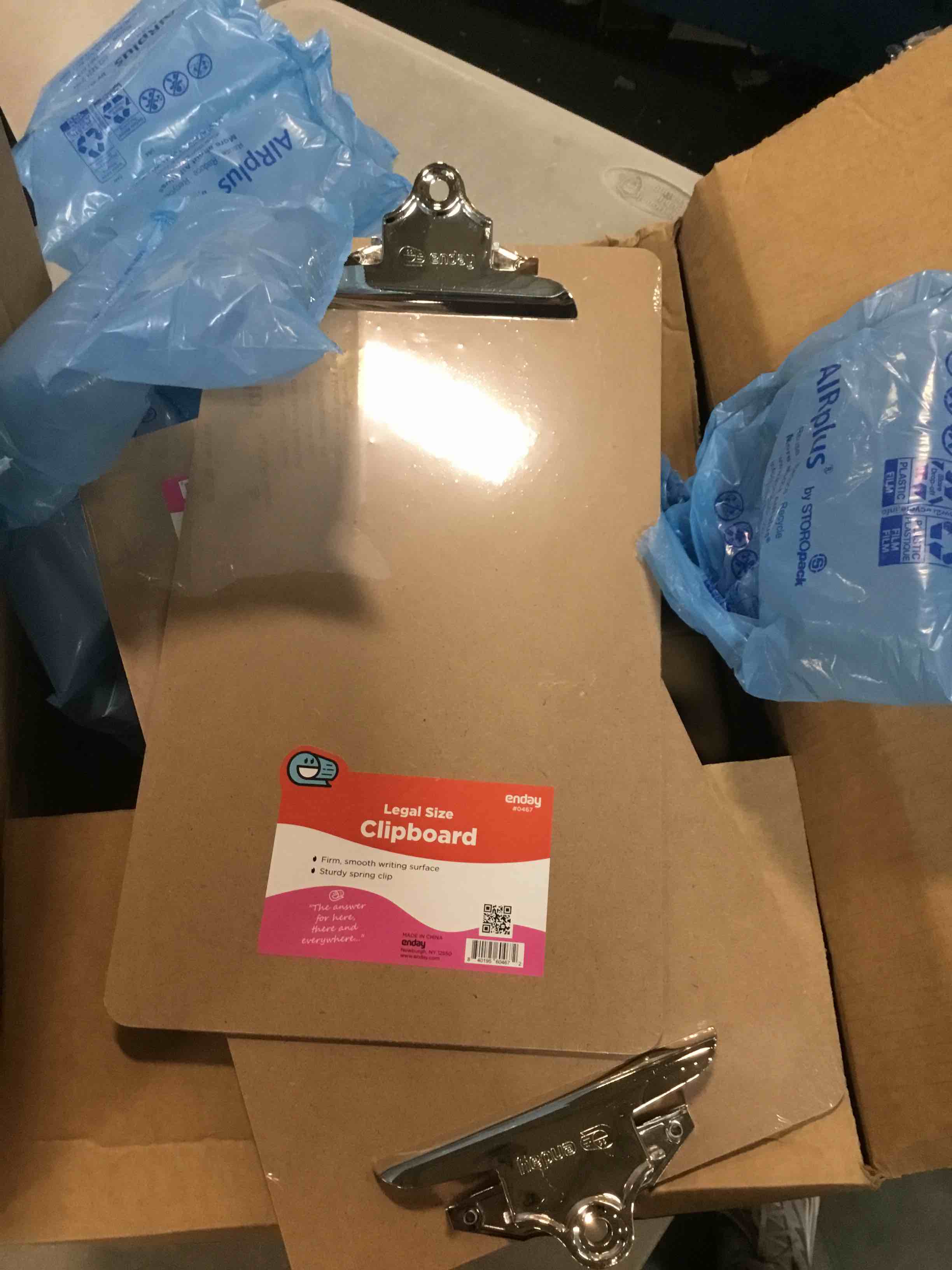 https://s3.amazonaws.com/lotting-images-prod/bidfta/GRN6319411_1712577942903.jpeg