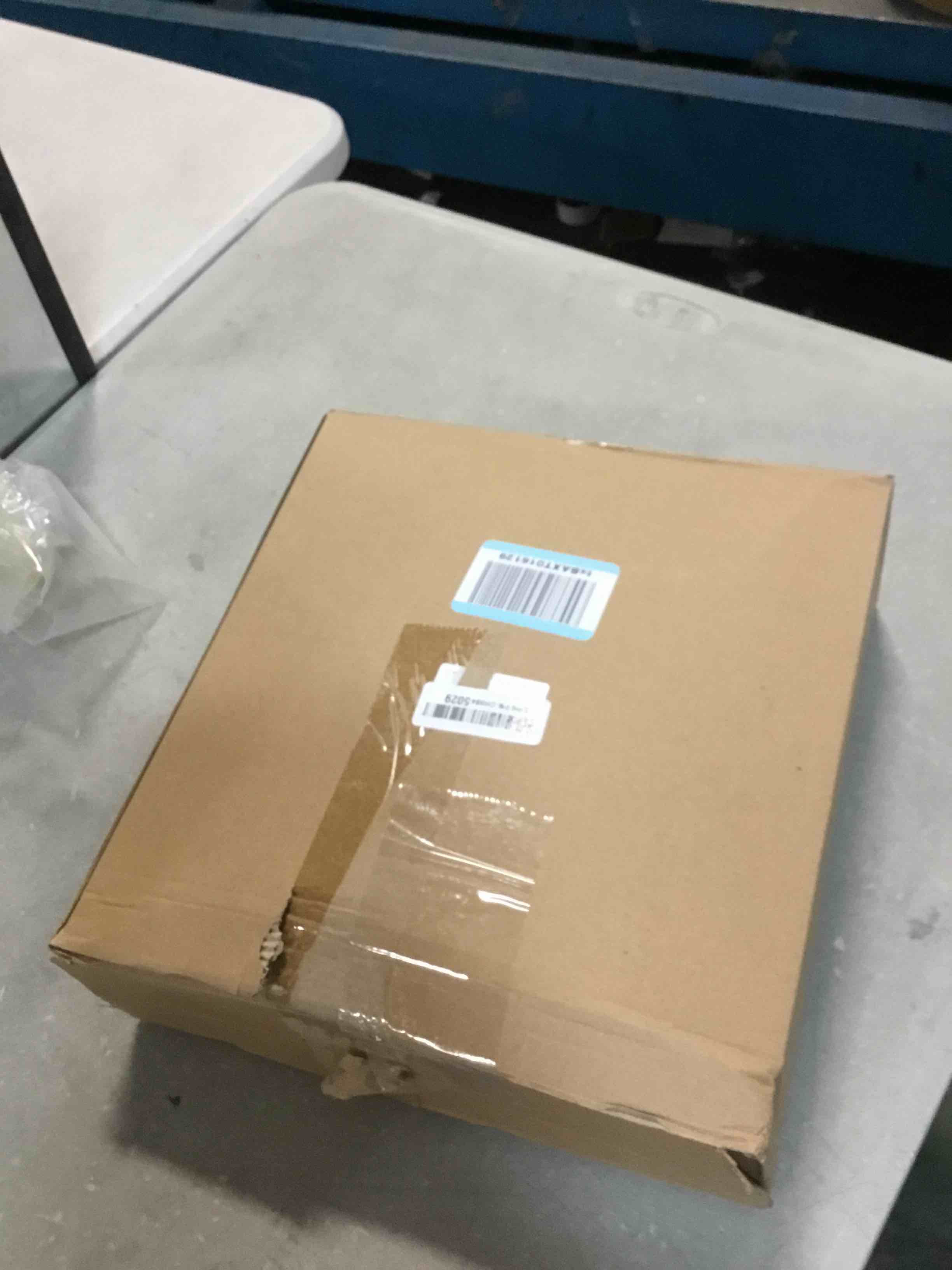https://s3.amazonaws.com/lotting-images-prod/bidfta/GRN6319466_1712584225870.jpeg