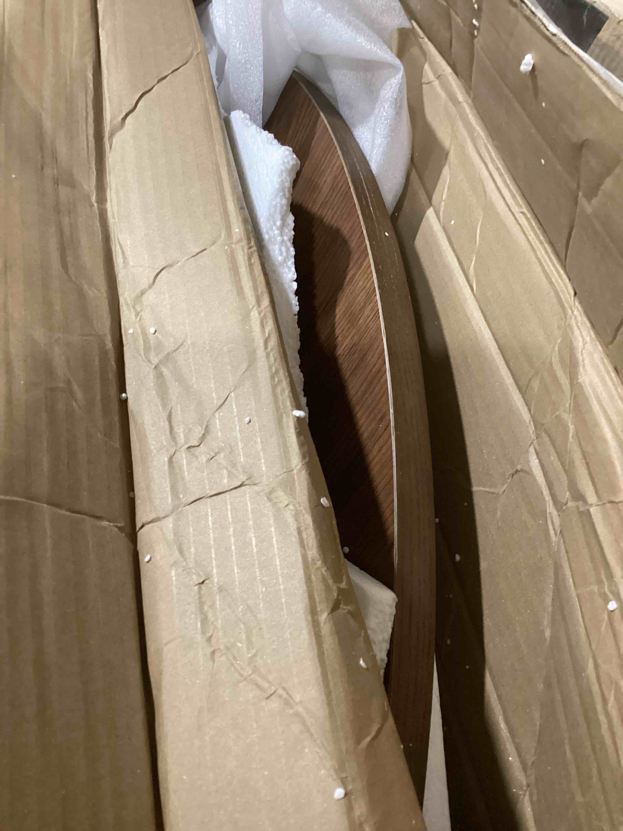 https://s3.amazonaws.com/lotting-images-prod/bidfta/GRN6320700_1714591538138.jpeg