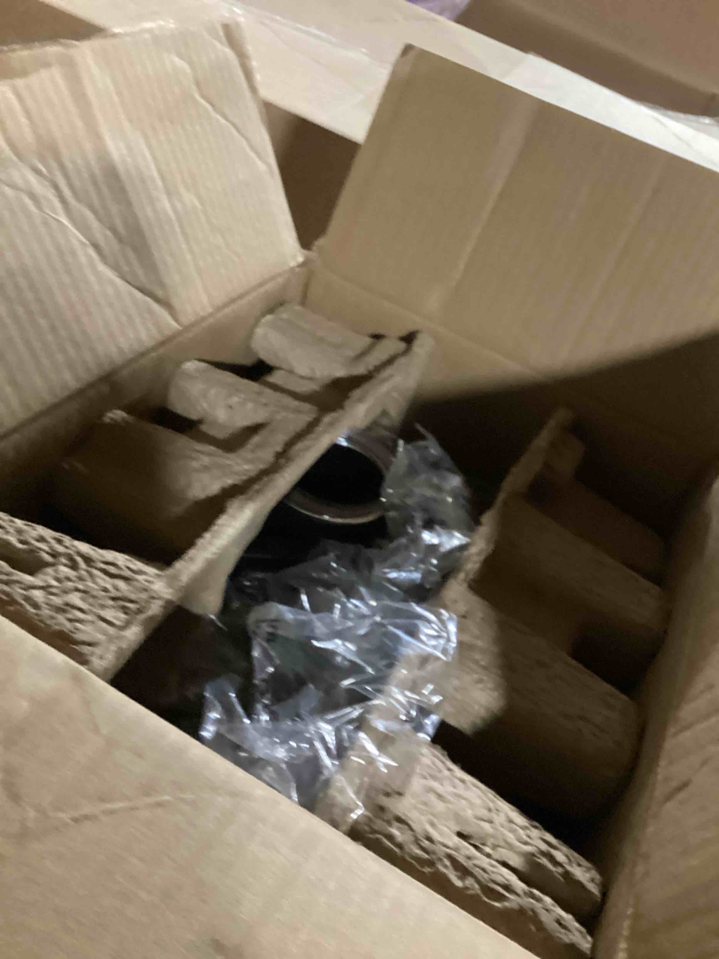 https://s3.amazonaws.com/lotting-images-prod/bidfta/GRN6321492_1713984248058.jpeg