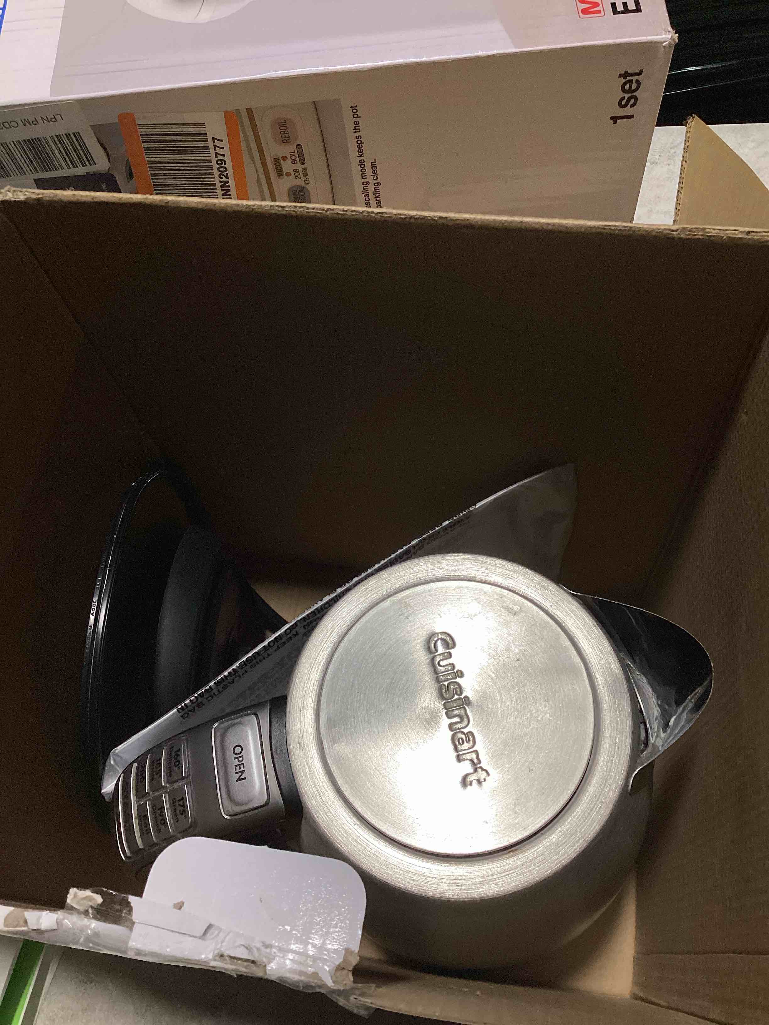 https://s3.amazonaws.com/lotting-images-prod/bidfta/GRN6321922_1714495609103.jpeg