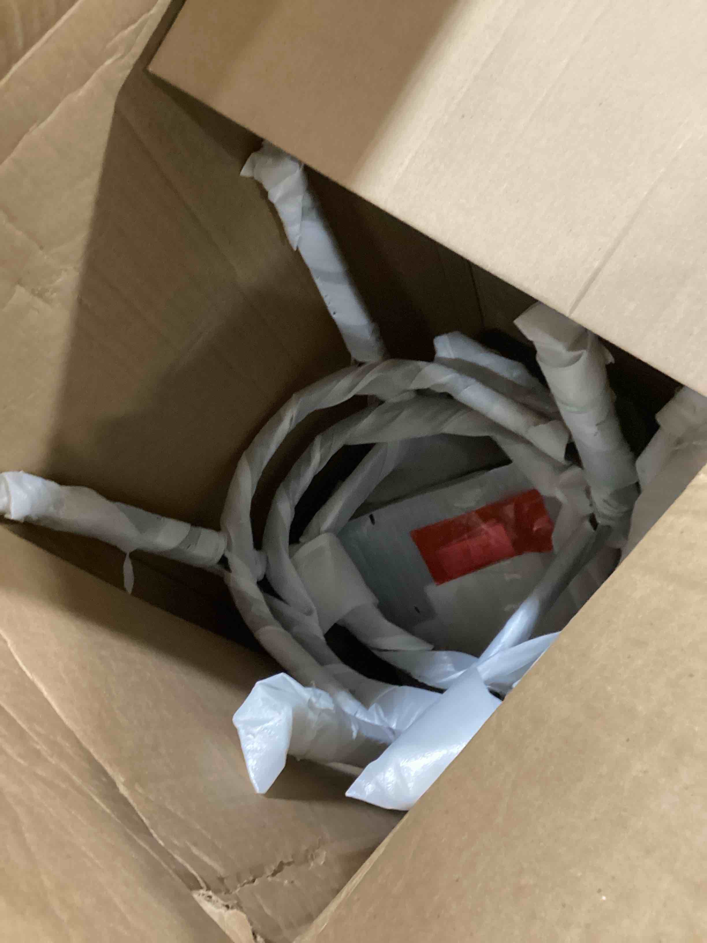 https://s3.amazonaws.com/lotting-images-prod/bidfta/GRN6322261_1715701096454.jpeg