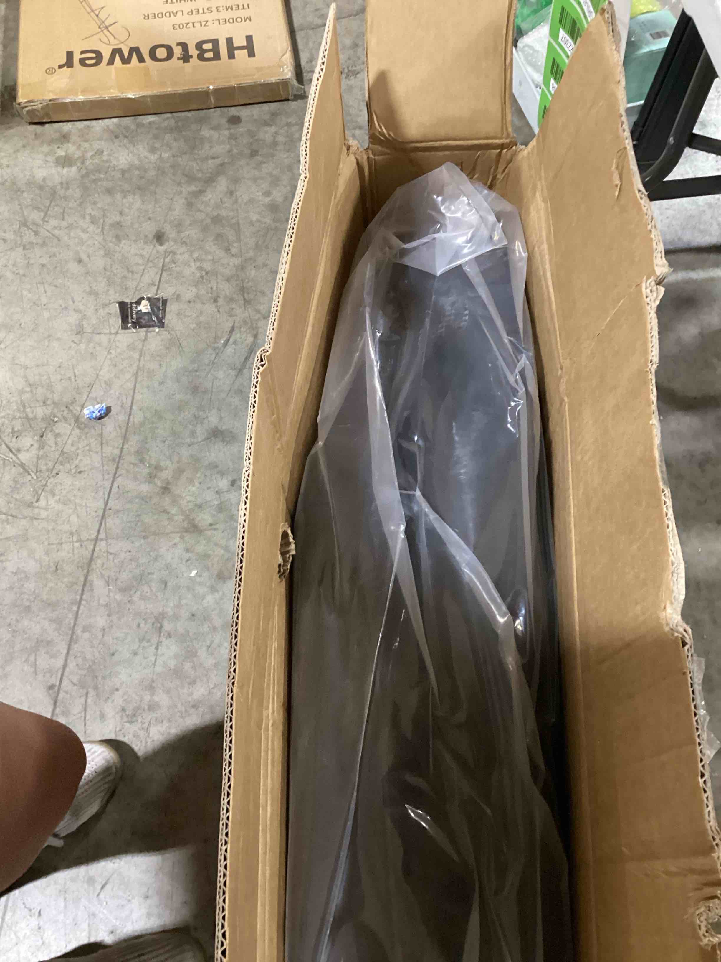 https://s3.amazonaws.com/lotting-images-prod/bidfta/GRN6322306_1715715242254.jpeg