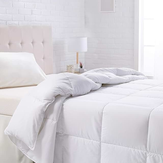 white comforter 