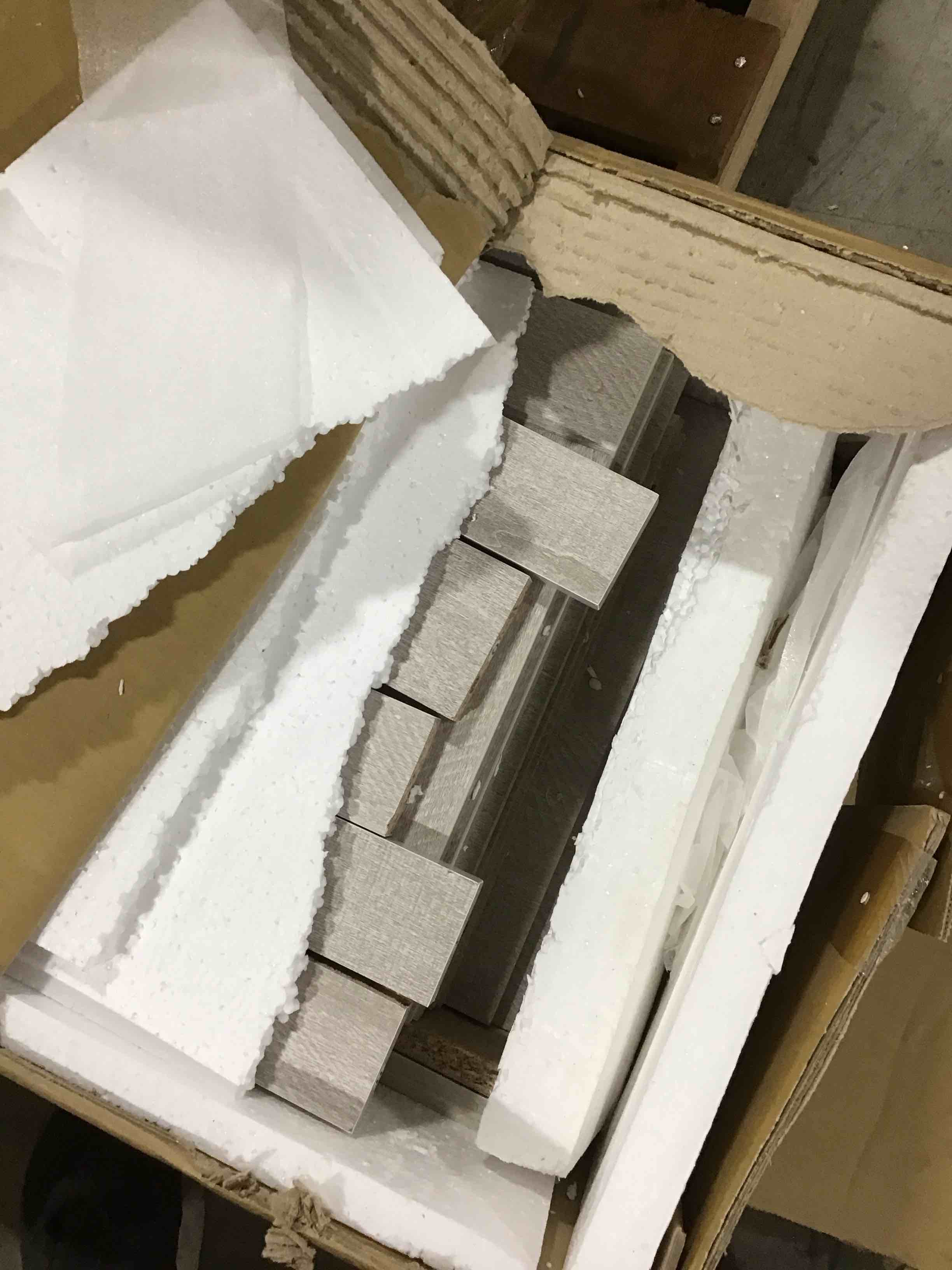 https://s3.amazonaws.com/lotting-images-prod/bidfta/GRN6325497_1714569096093.jpeg