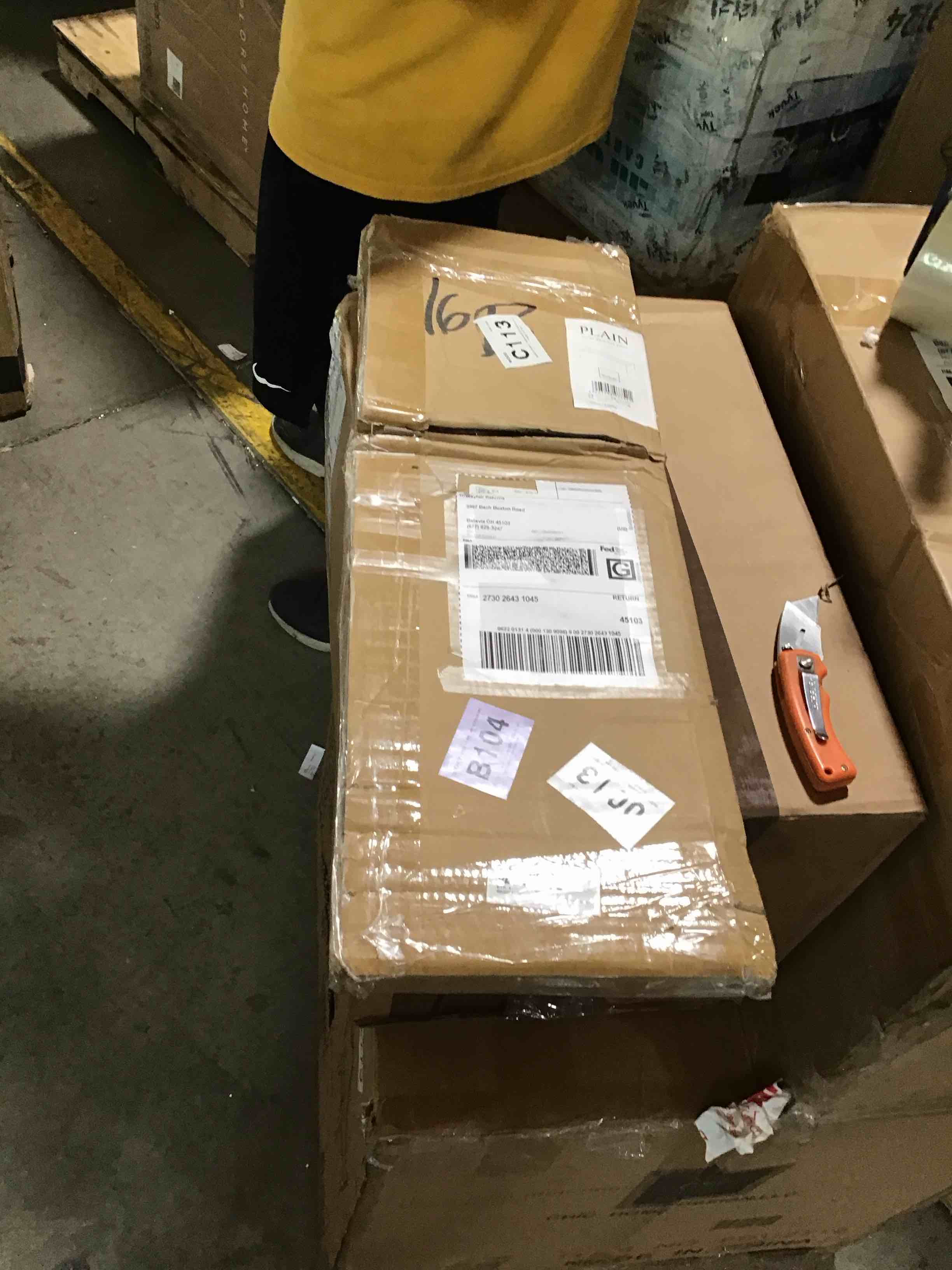 https://s3.amazonaws.com/lotting-images-prod/bidfta/GRN6325691_1714663229383.jpeg