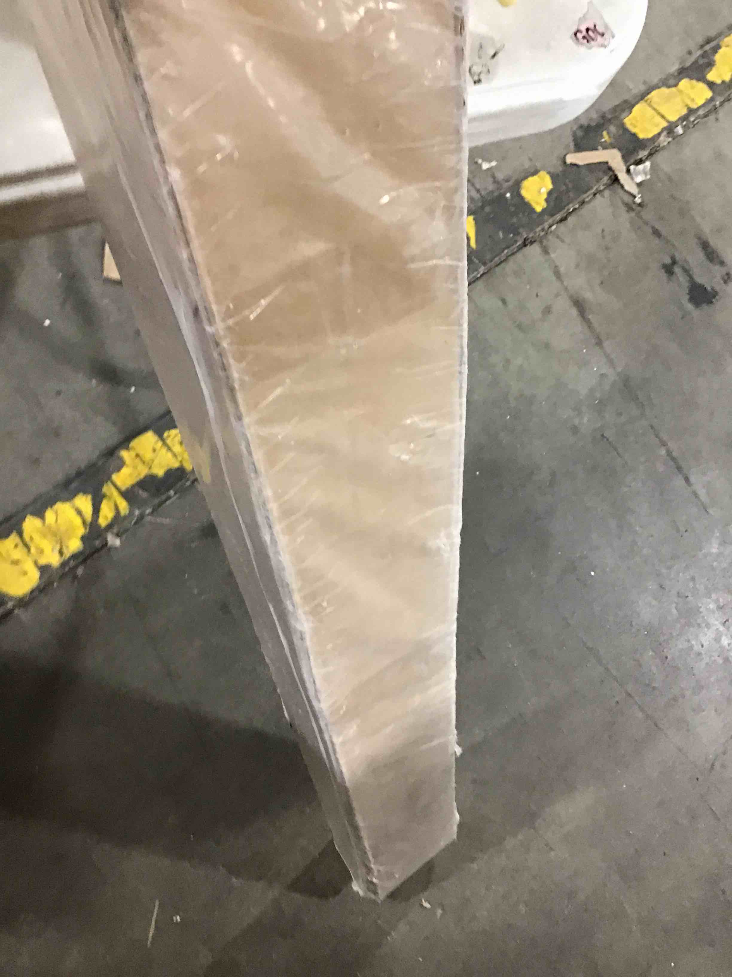 https://s3.amazonaws.com/lotting-images-prod/bidfta/GRN6326878_1715800363419.jpeg