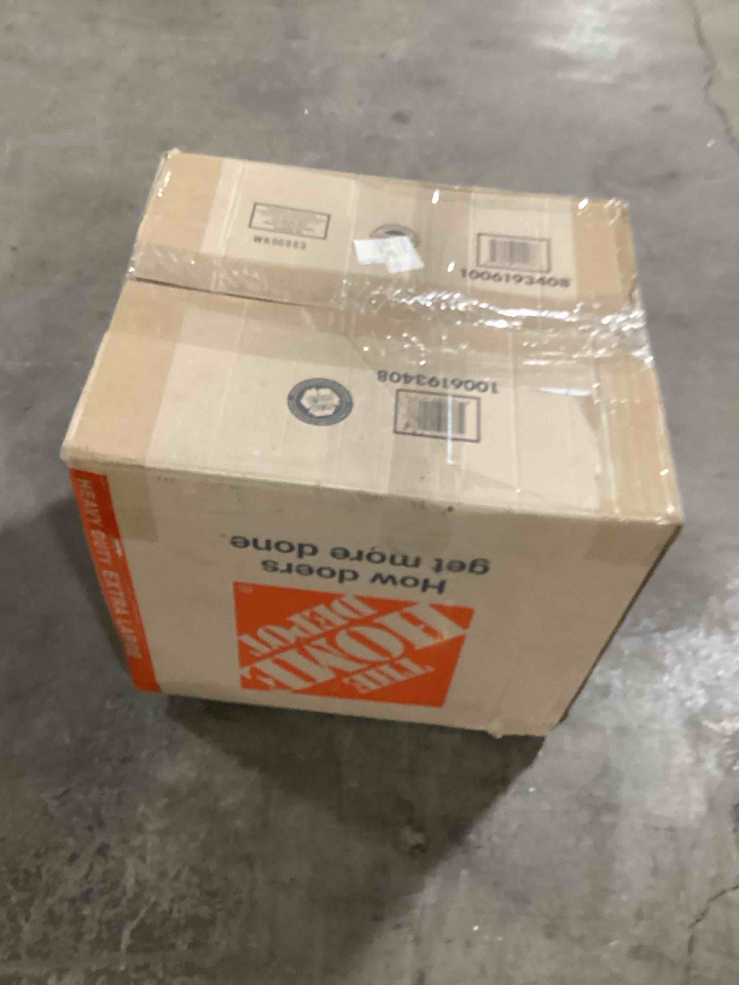 https://s3.amazonaws.com/lotting-images-prod/bidfta/GRN6327804_1714063609912.jpeg