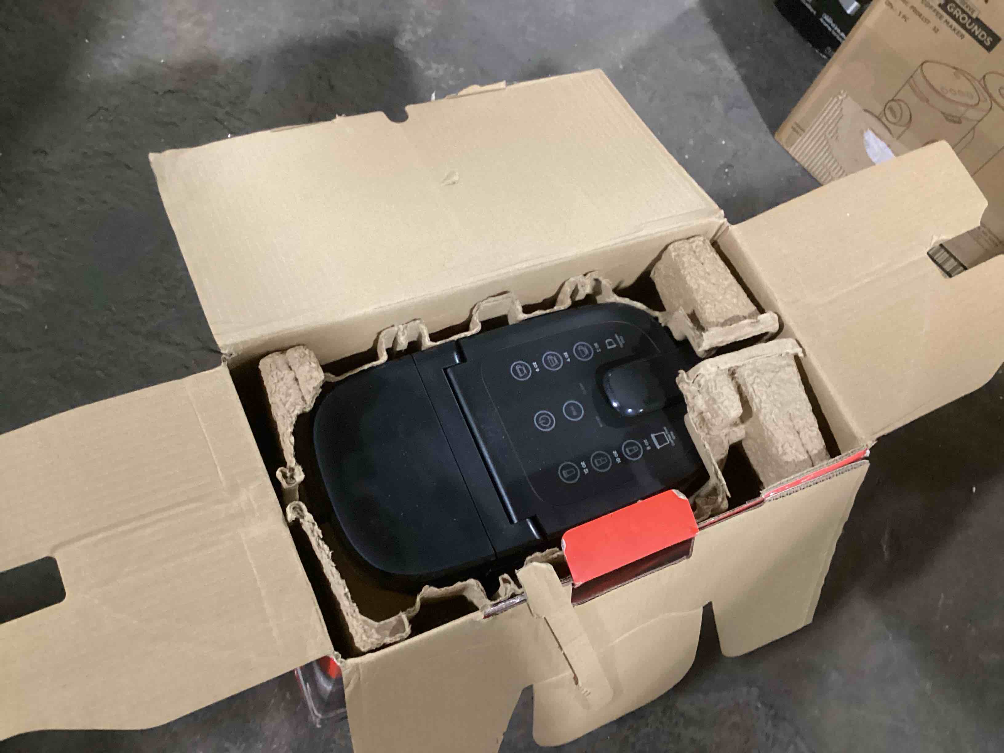 https://s3.amazonaws.com/lotting-images-prod/bidfta/GRN6327838_1714072581145.jpeg