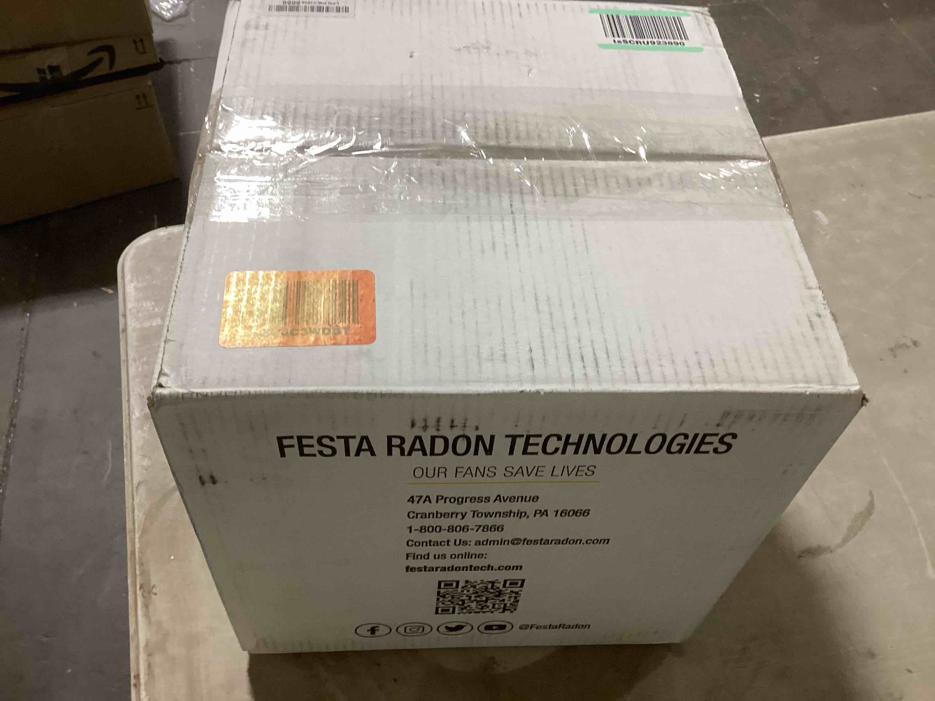 https://s3.amazonaws.com/lotting-images-prod/bidfta/GRN6327894_1714152806747.jpeg