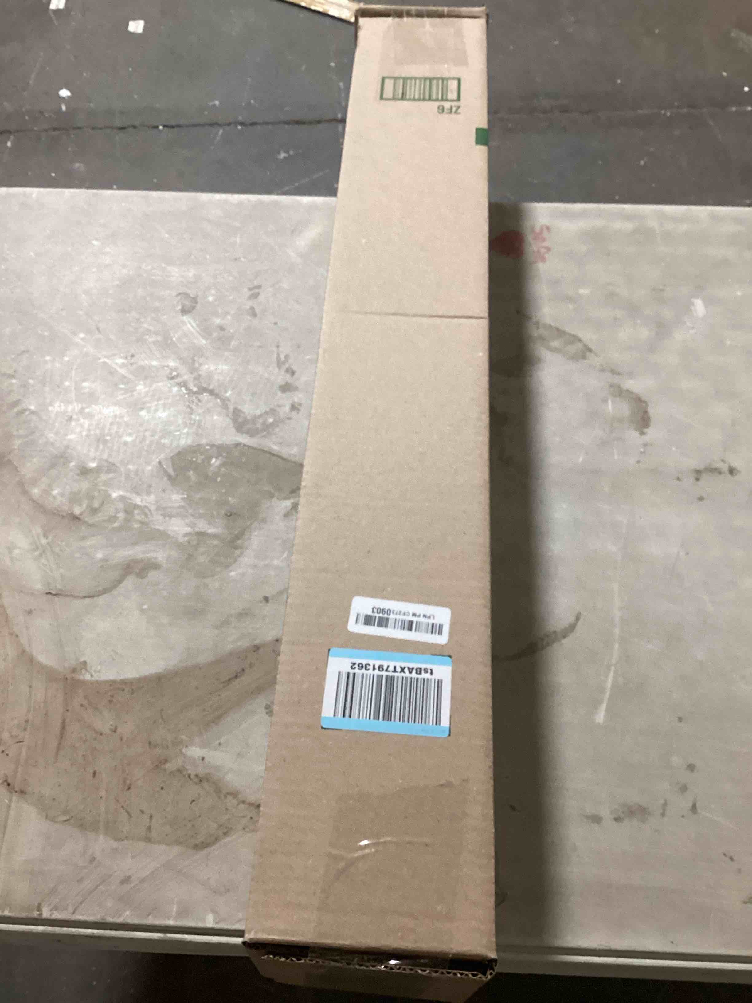 https://s3.amazonaws.com/lotting-images-prod/bidfta/GRN6327910_1714158565543.jpeg