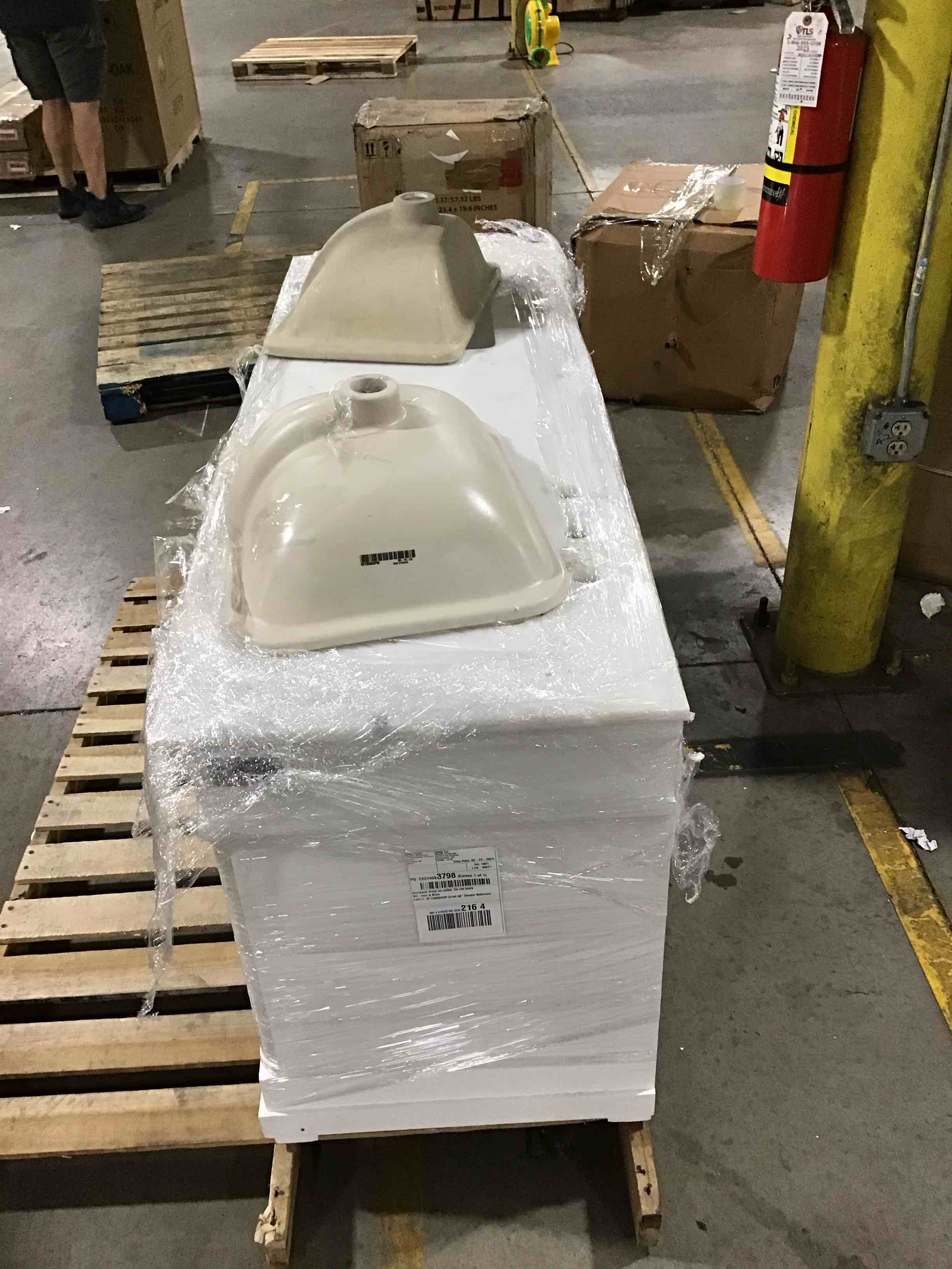 https://s3.amazonaws.com/lotting-images-prod/bidfta/GRN6329217_1714505057751.jpeg