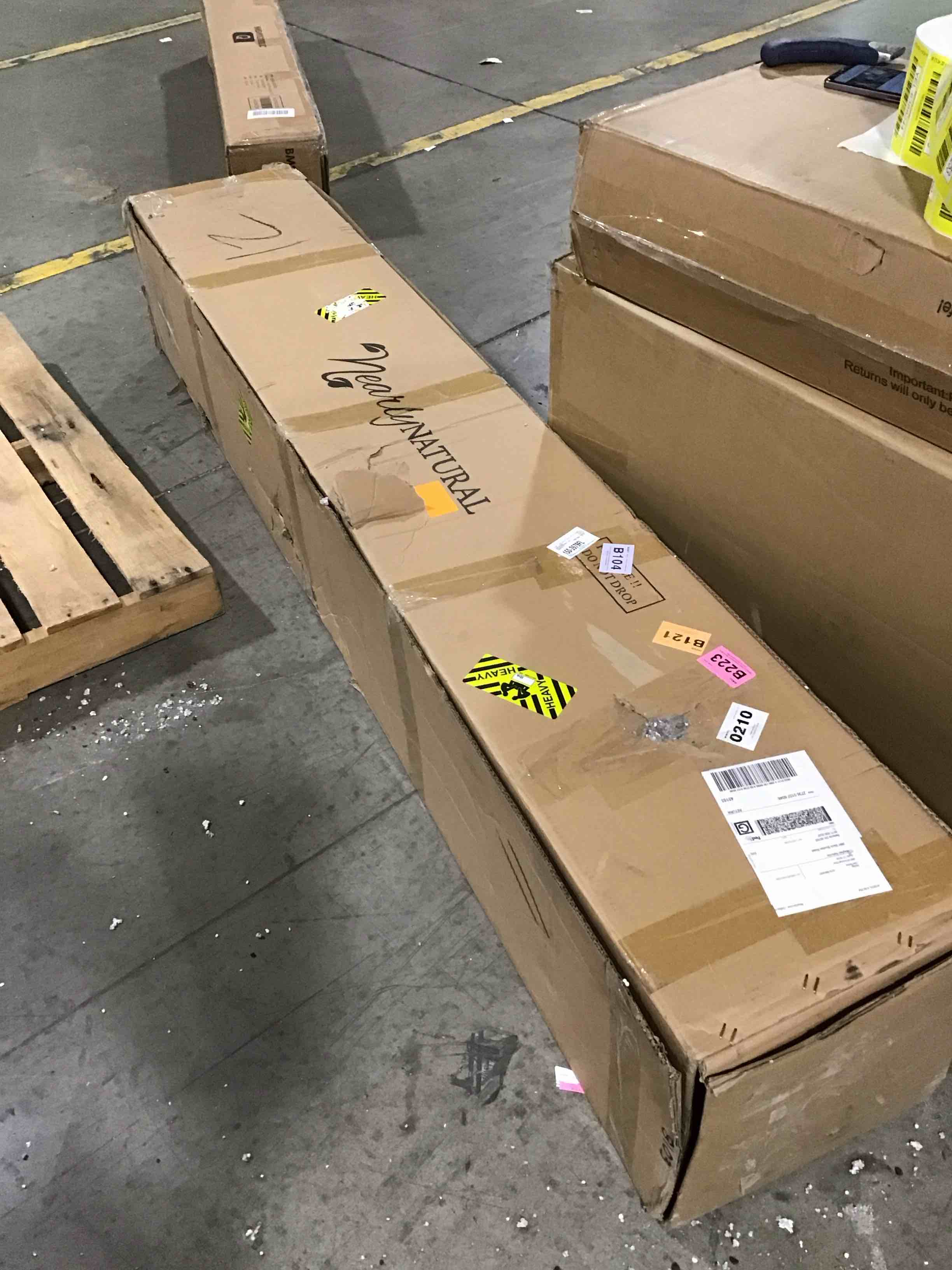 https://s3.amazonaws.com/lotting-images-prod/bidfta/GRN6329387_1714762188686.jpeg