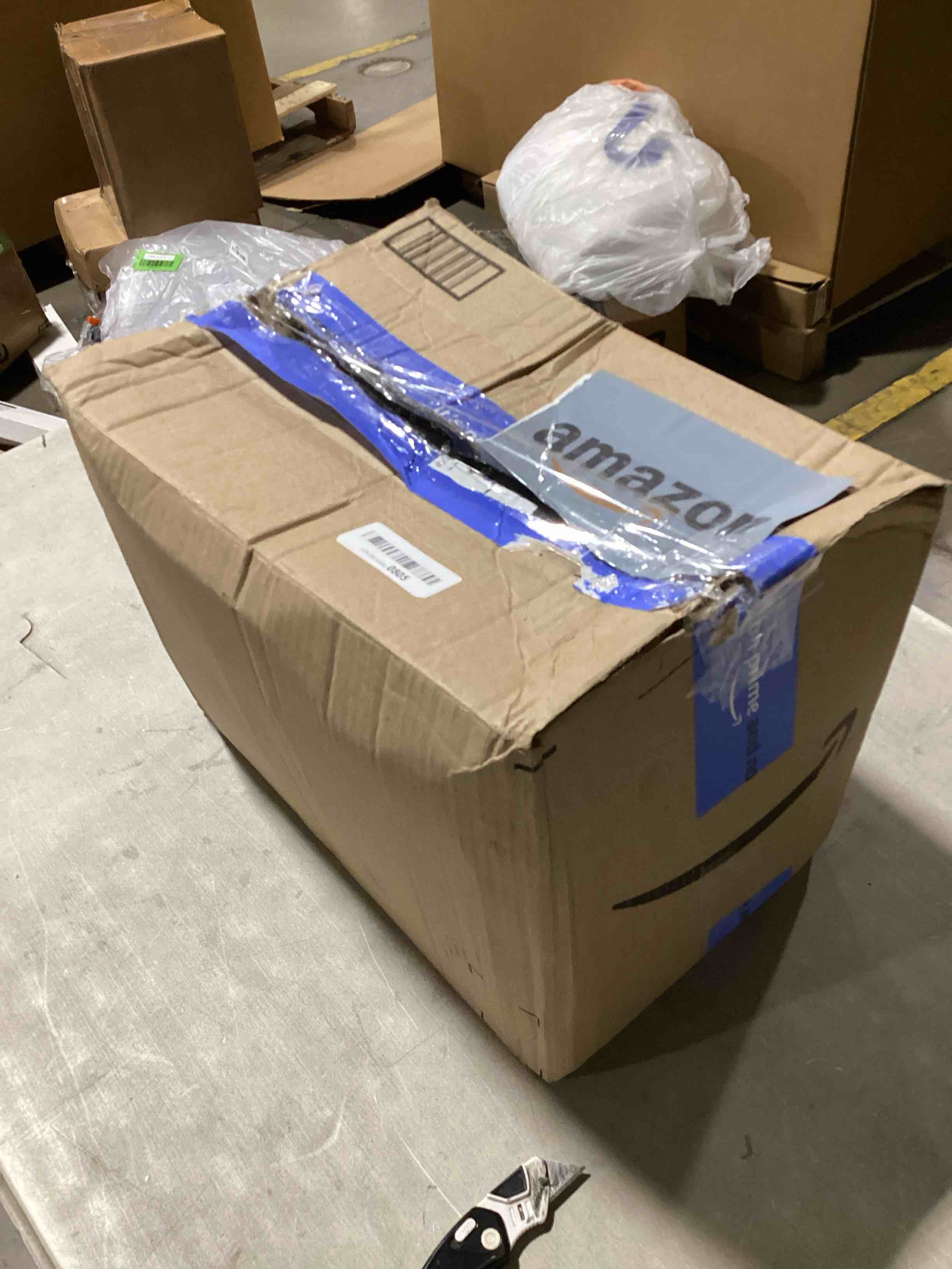 https://s3.amazonaws.com/lotting-images-prod/bidfta/GRN6329754_1715268026524.jpeg
