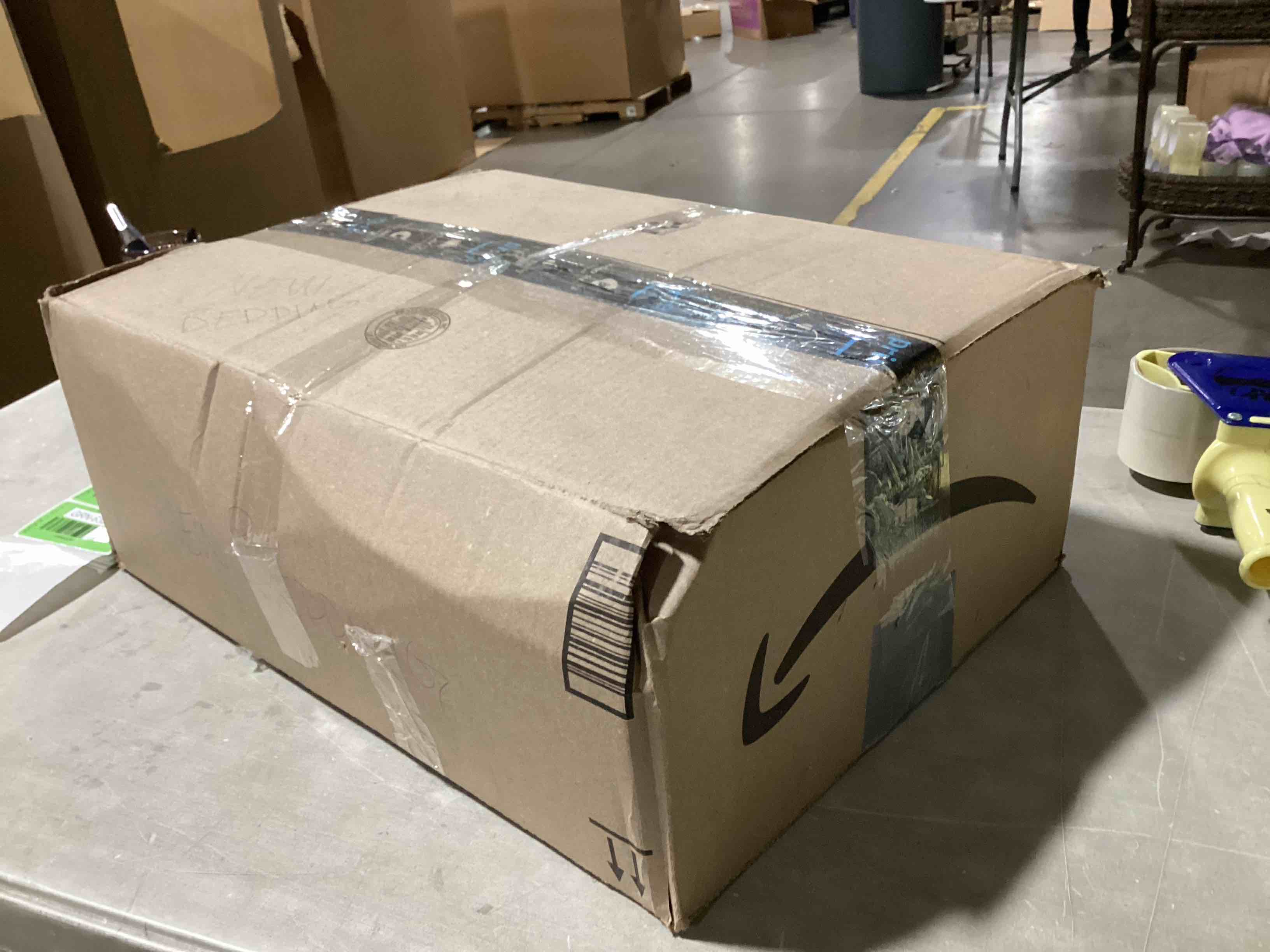 https://s3.amazonaws.com/lotting-images-prod/bidfta/GRN6329863_1715345867430.jpeg