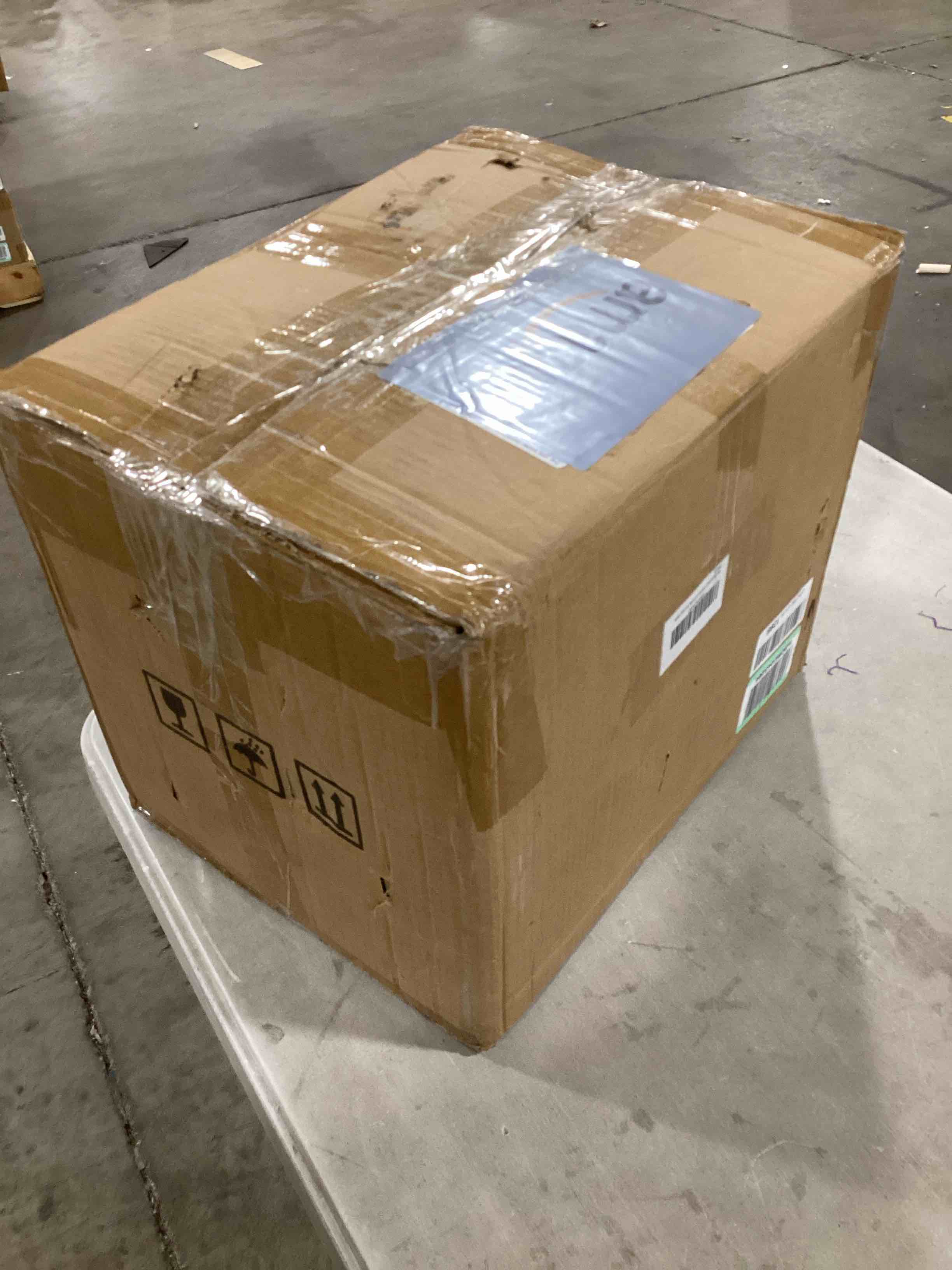 https://s3.amazonaws.com/lotting-images-prod/bidfta/GRN6330289_1715802593313.jpeg