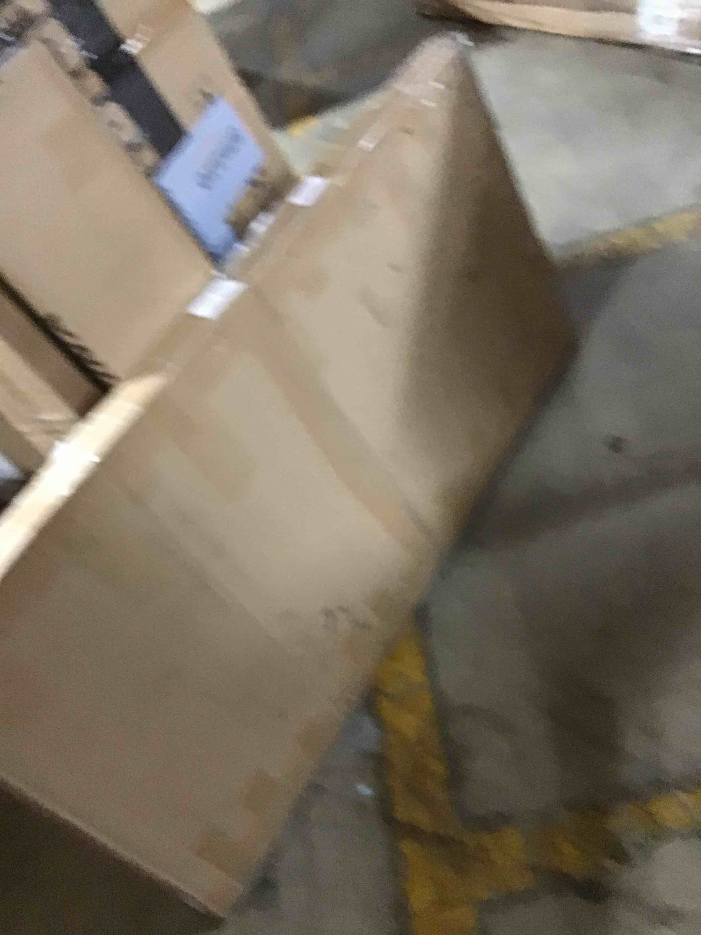 https://s3.amazonaws.com/lotting-images-prod/bidfta/GRN6336656_1712581687398.jpeg