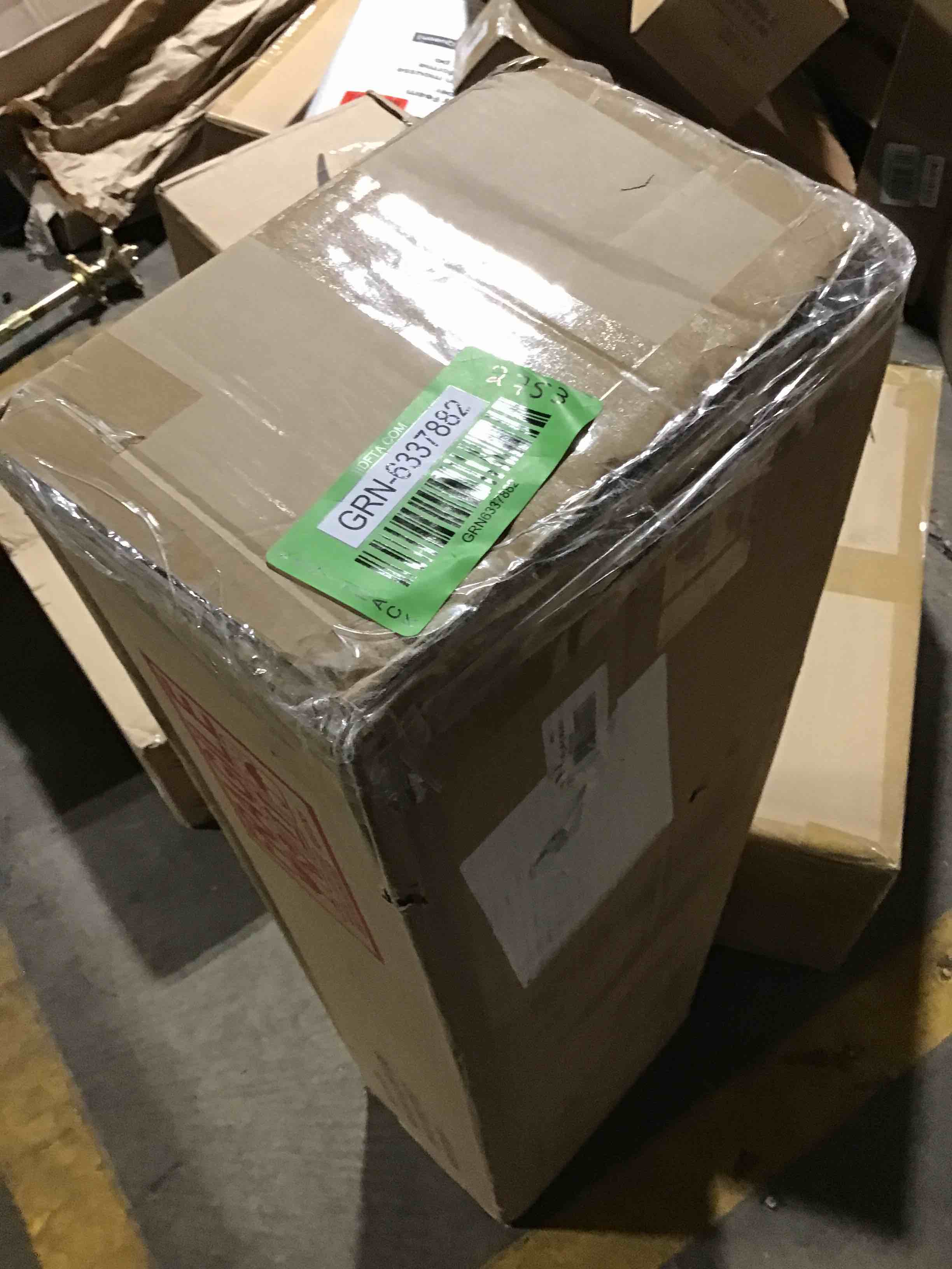 https://s3.amazonaws.com/lotting-images-prod/bidfta/GRN6337882_1715012083388.jpeg