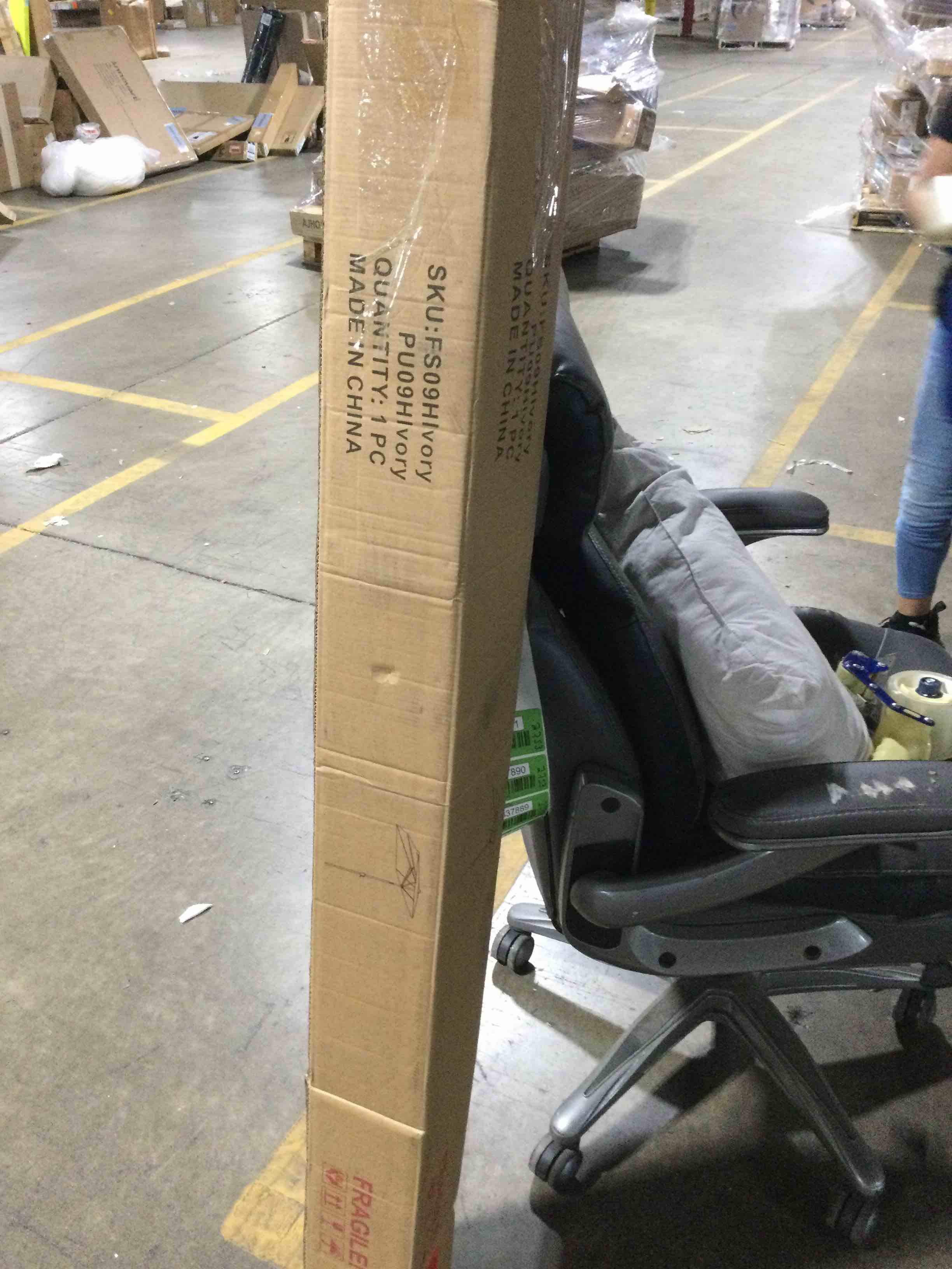 https://s3.amazonaws.com/lotting-images-prod/bidfta/GRN6337899_1715087824761.jpeg