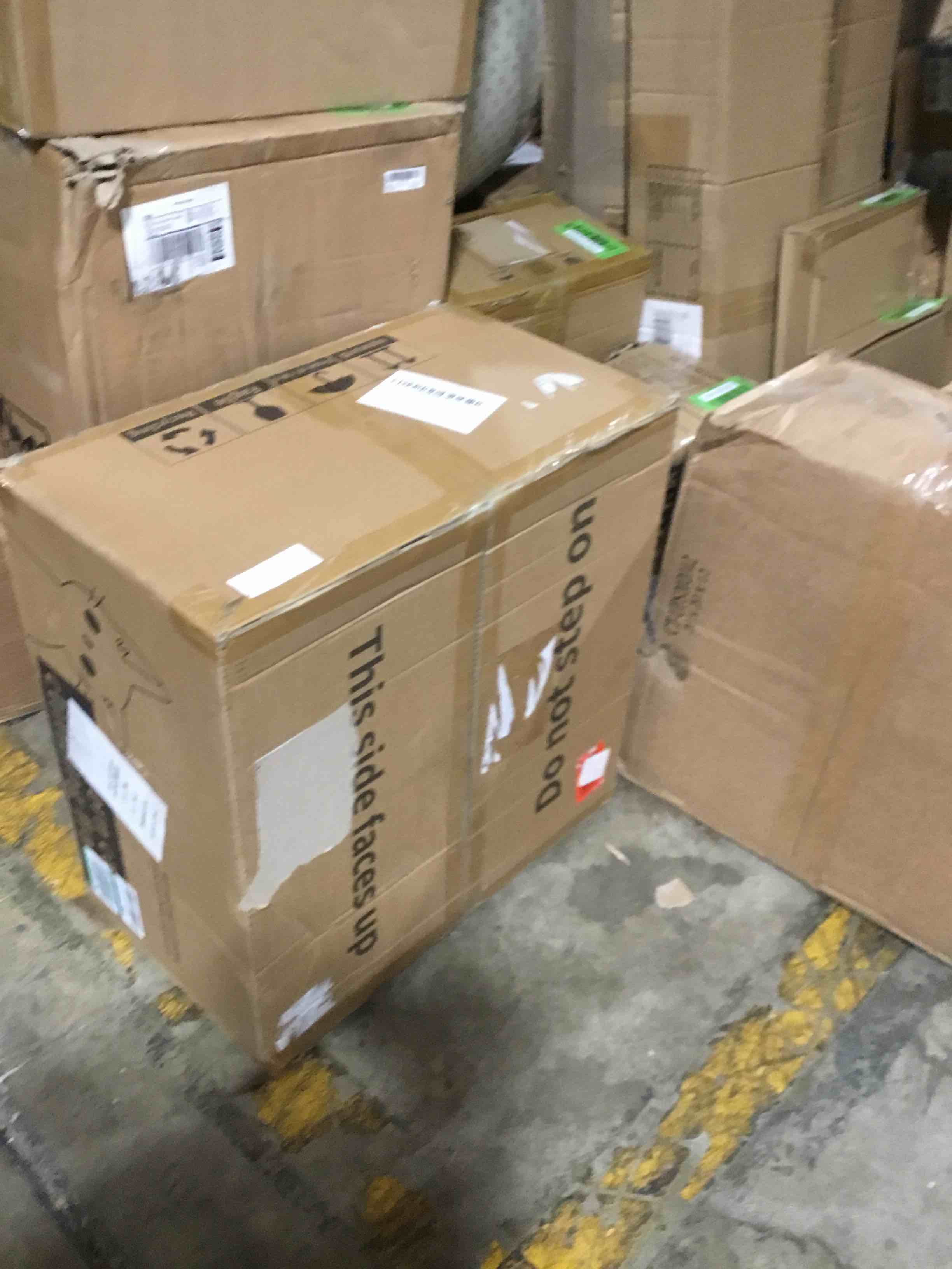https://s3.amazonaws.com/lotting-images-prod/bidfta/GRN6338556_1714415260272.jpeg