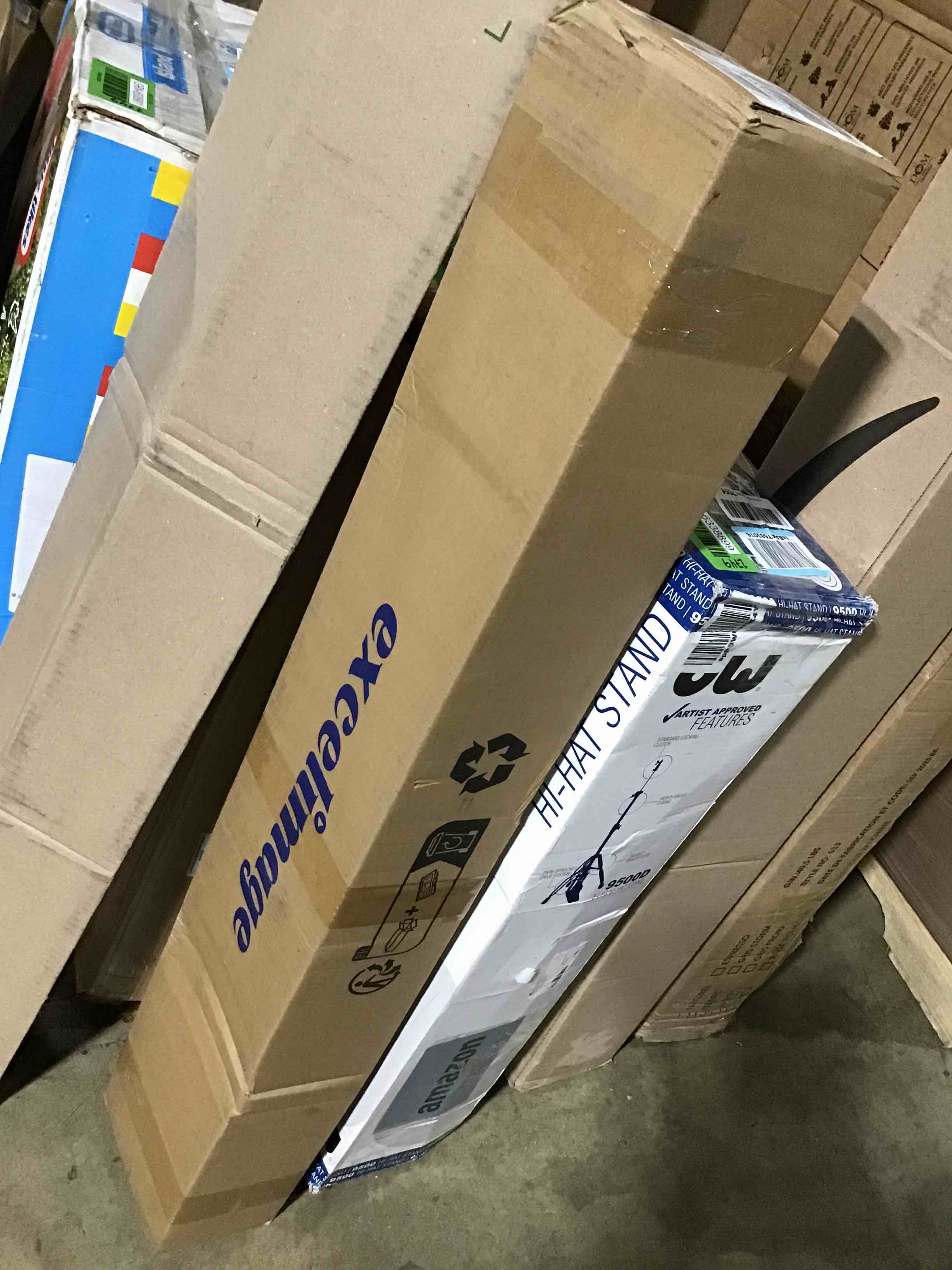 https://s3.amazonaws.com/lotting-images-prod/bidfta/GRN6338904_1714845764950.jpeg