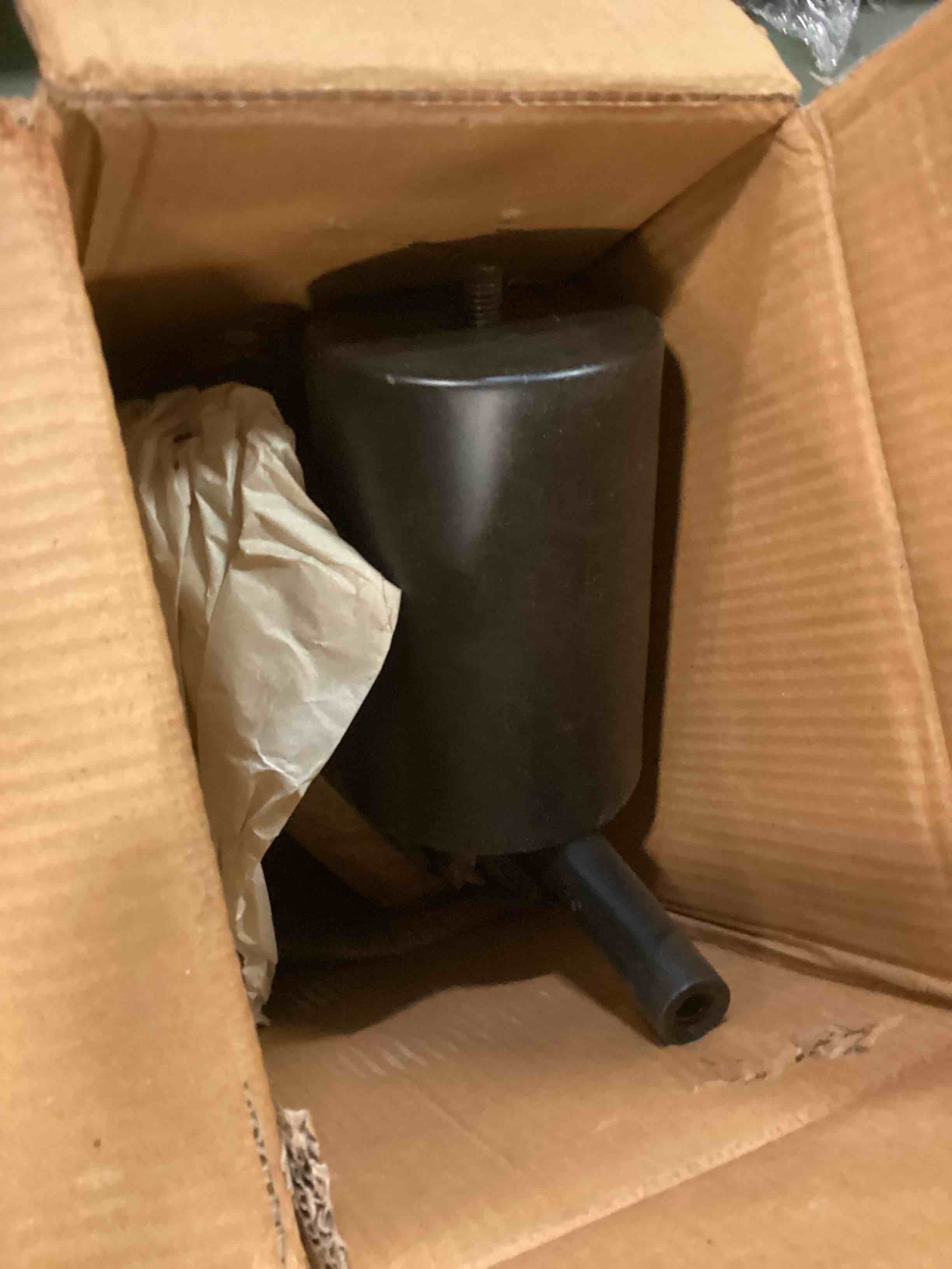 https://s3.amazonaws.com/lotting-images-prod/bidfta/GRN6344900_1711974853815.jpeg