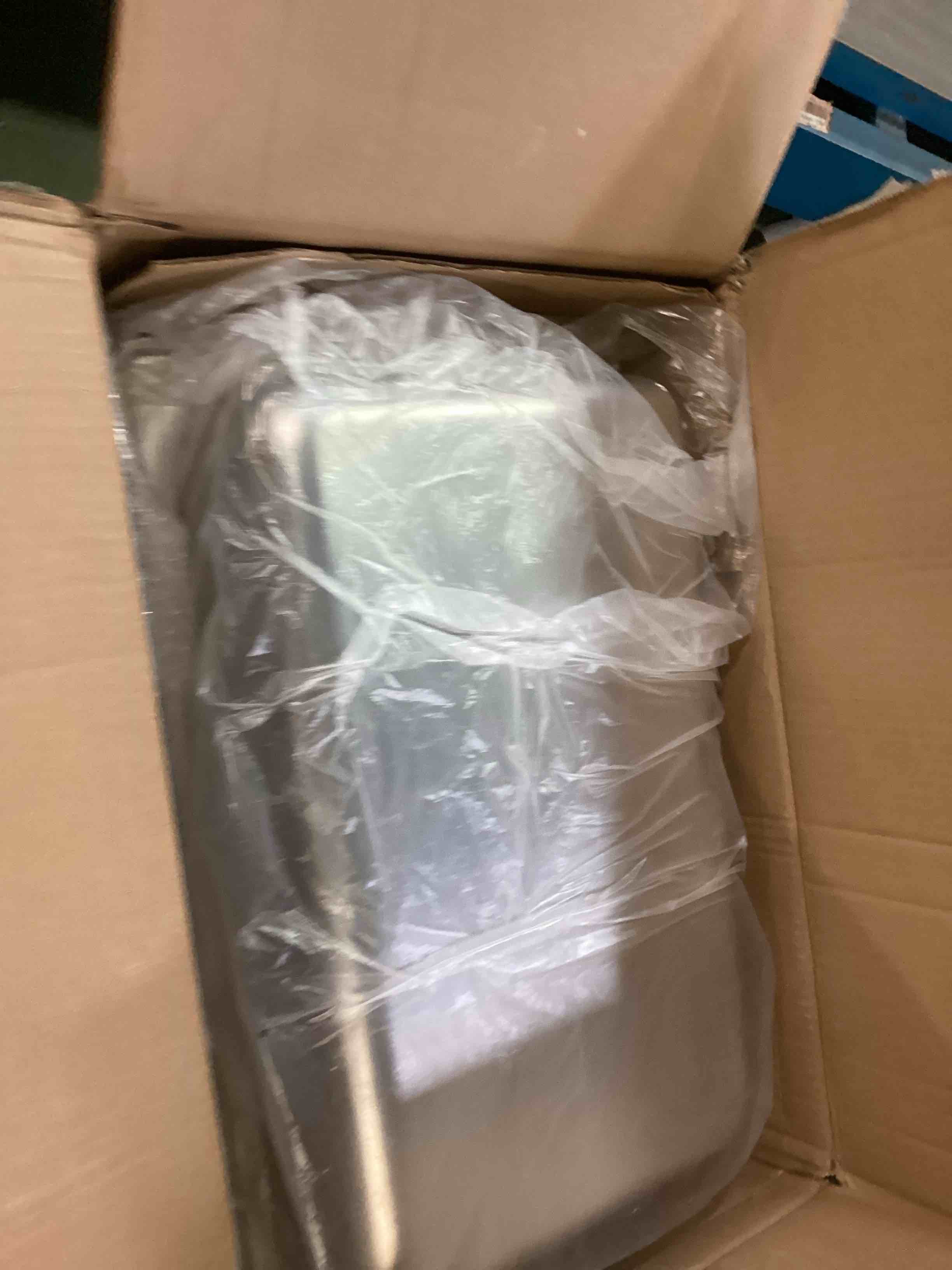 https://s3.amazonaws.com/lotting-images-prod/bidfta/GRN6345127_1711999310729.jpeg