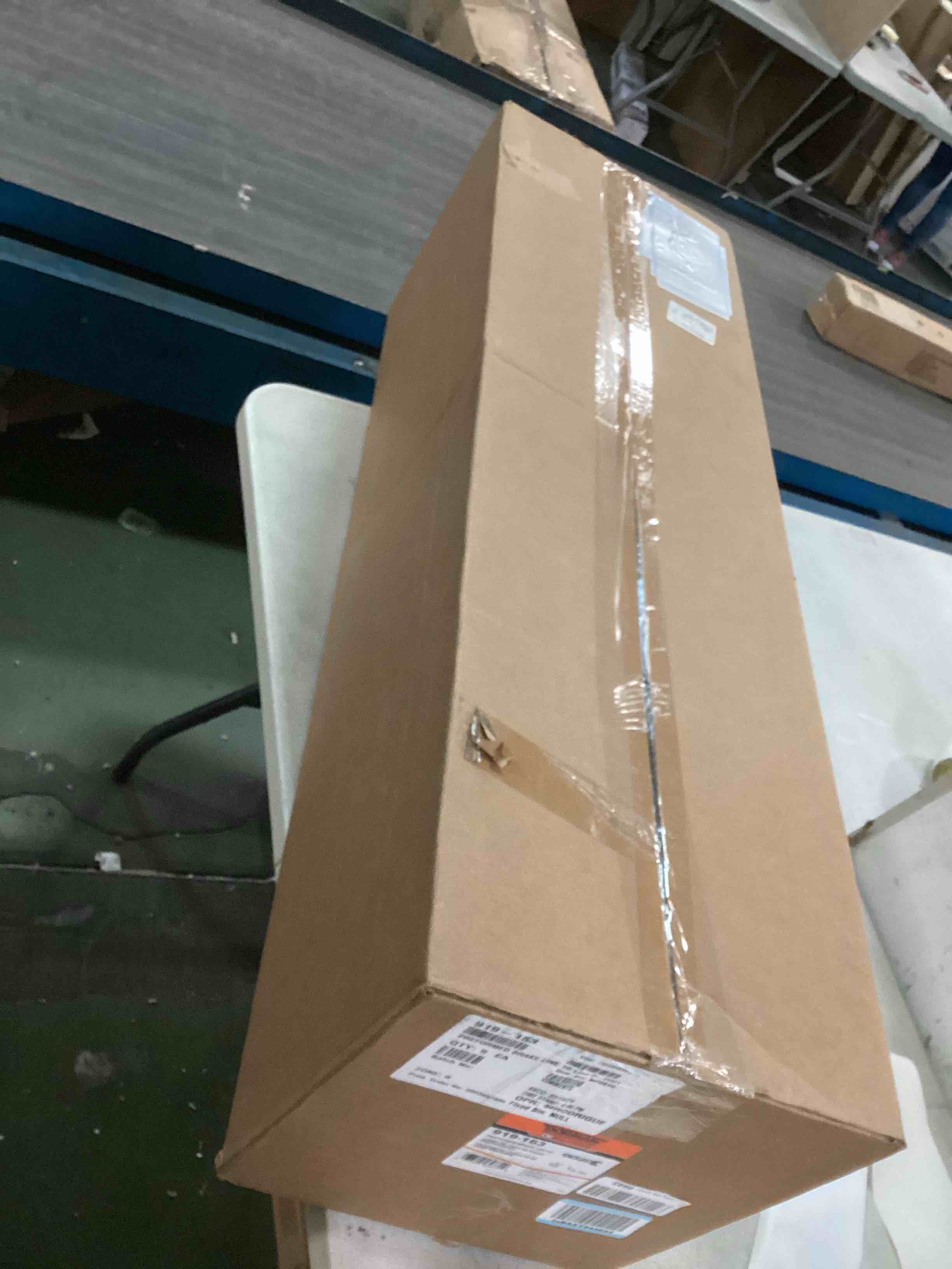 https://s3.amazonaws.com/lotting-images-prod/bidfta/GRN6345305_1712073375258.jpeg