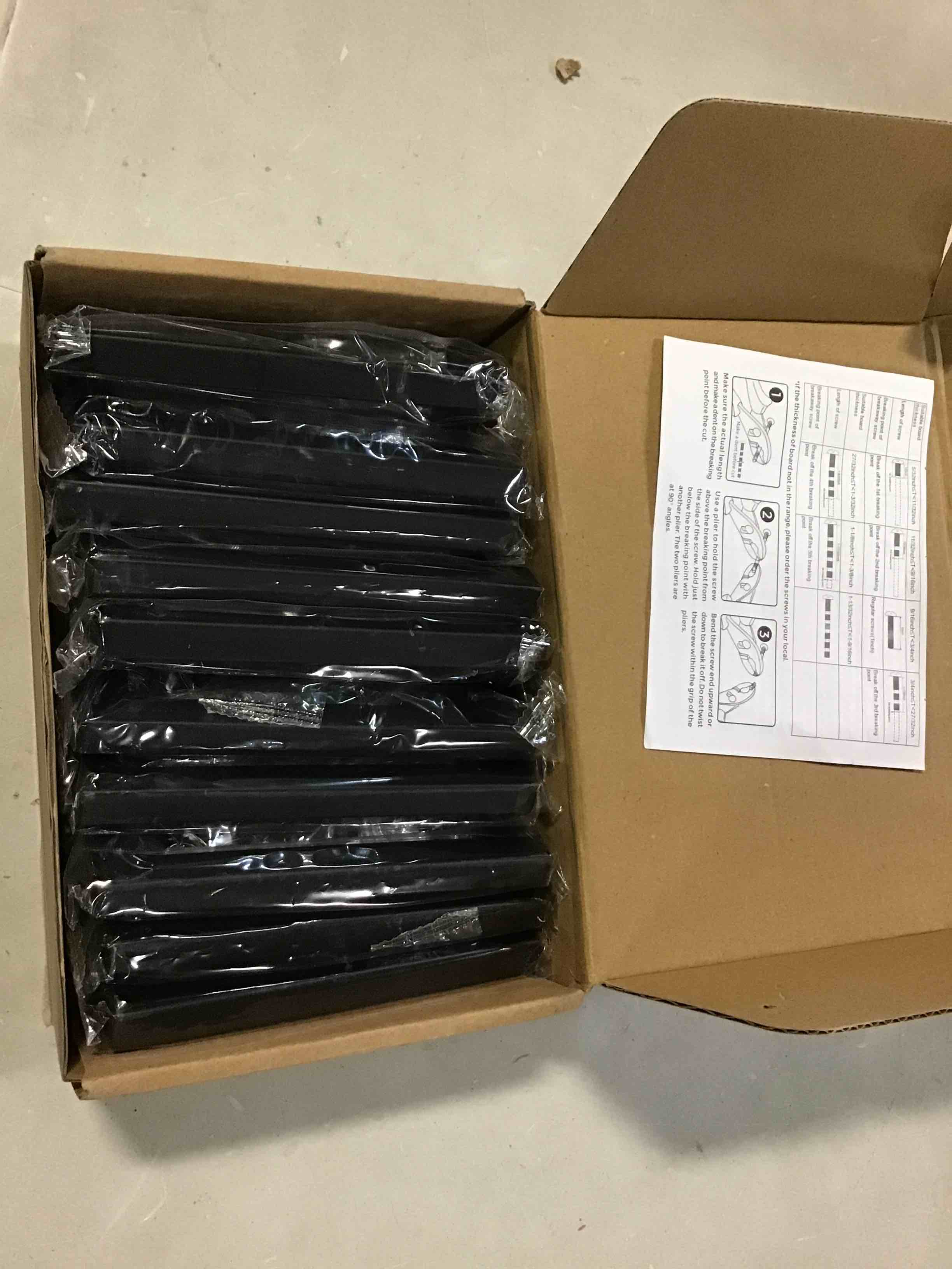 https://s3.amazonaws.com/lotting-images-prod/bidfta/GRN6346432_1714071381728.jpeg