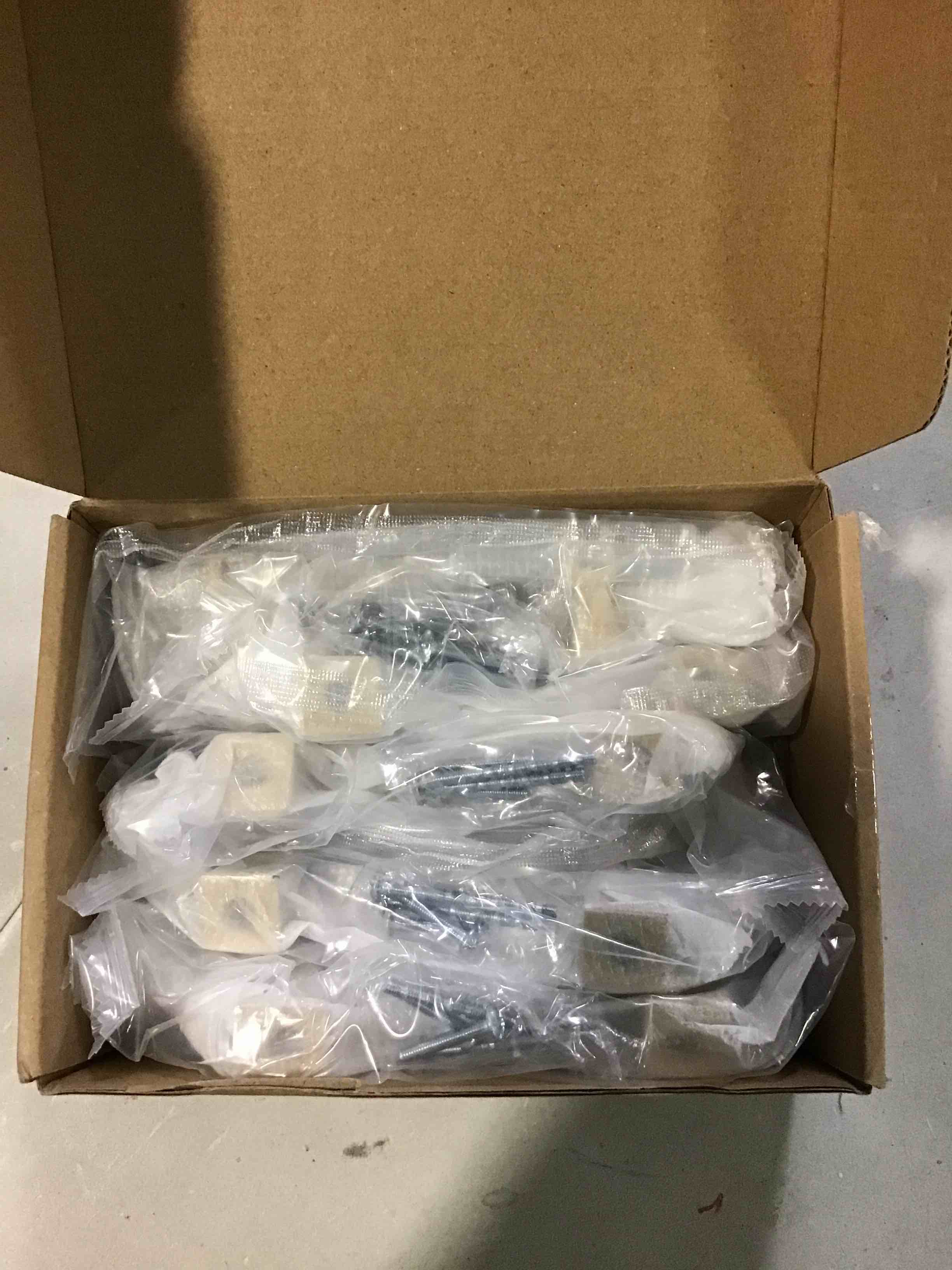 https://s3.amazonaws.com/lotting-images-prod/bidfta/GRN6346447_1714073078056.jpeg
