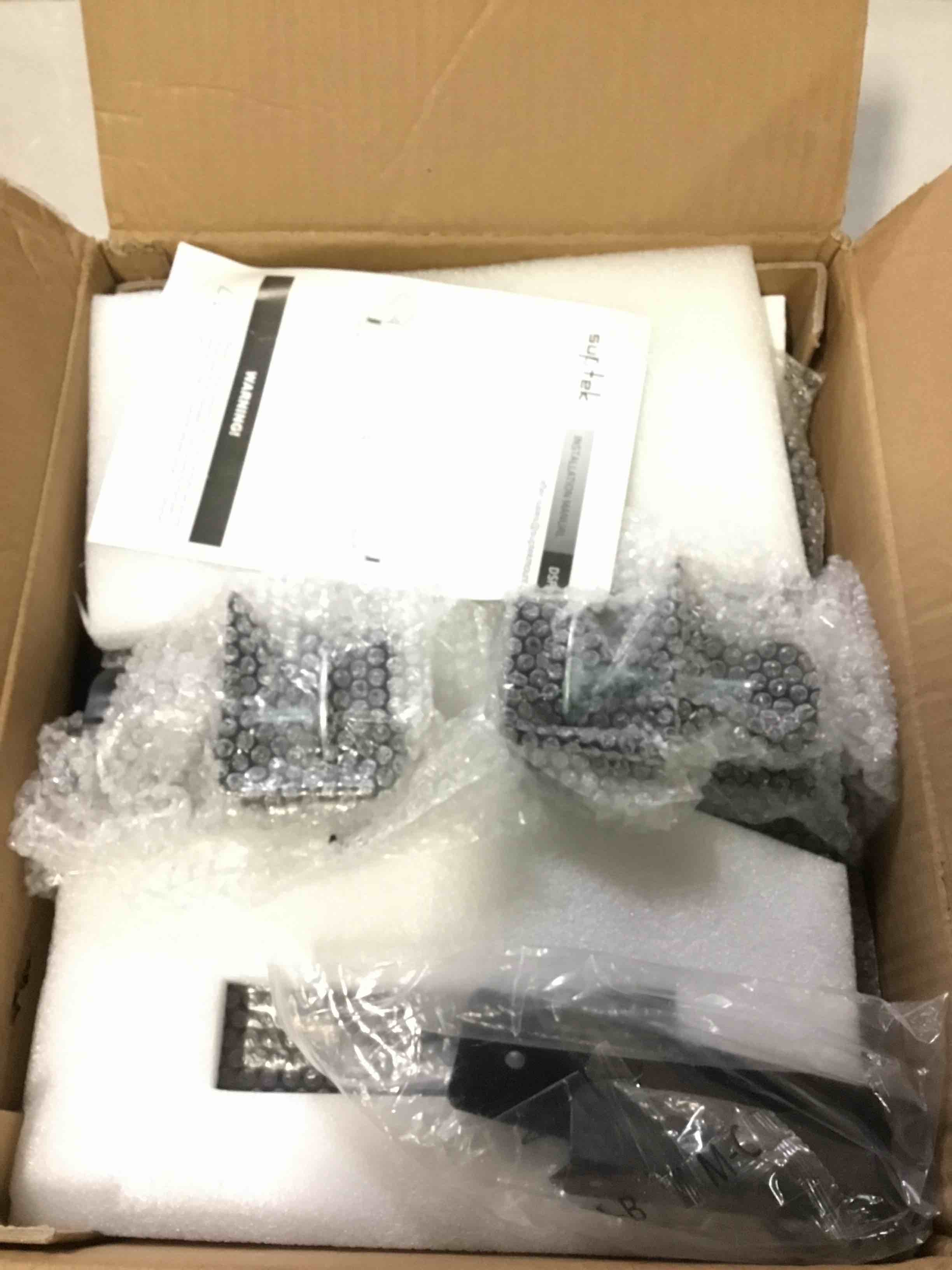 https://s3.amazonaws.com/lotting-images-prod/bidfta/GRN6346561_1714145233642.jpeg